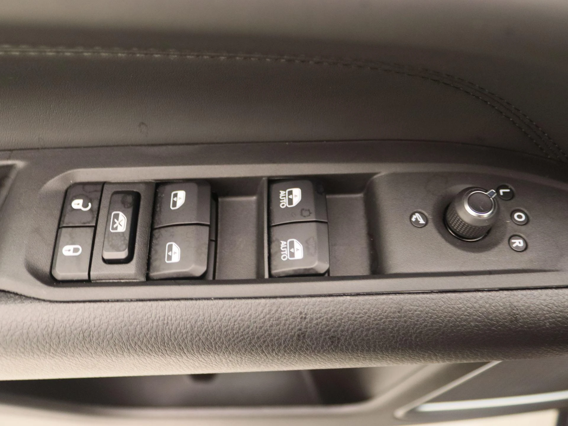 Jeep-Compass-image-23