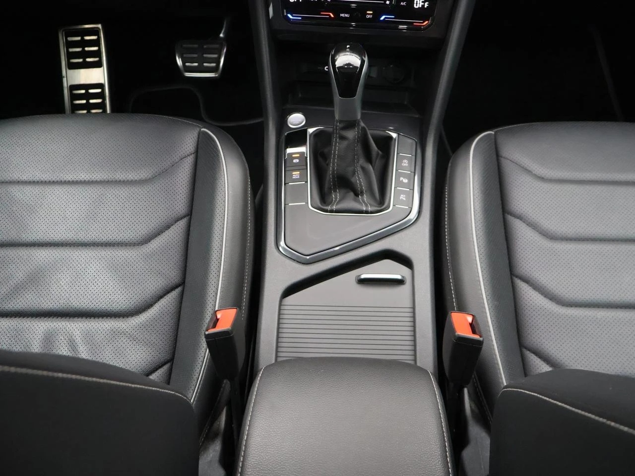 Volkswagen-Tiguan Allspace-image-21