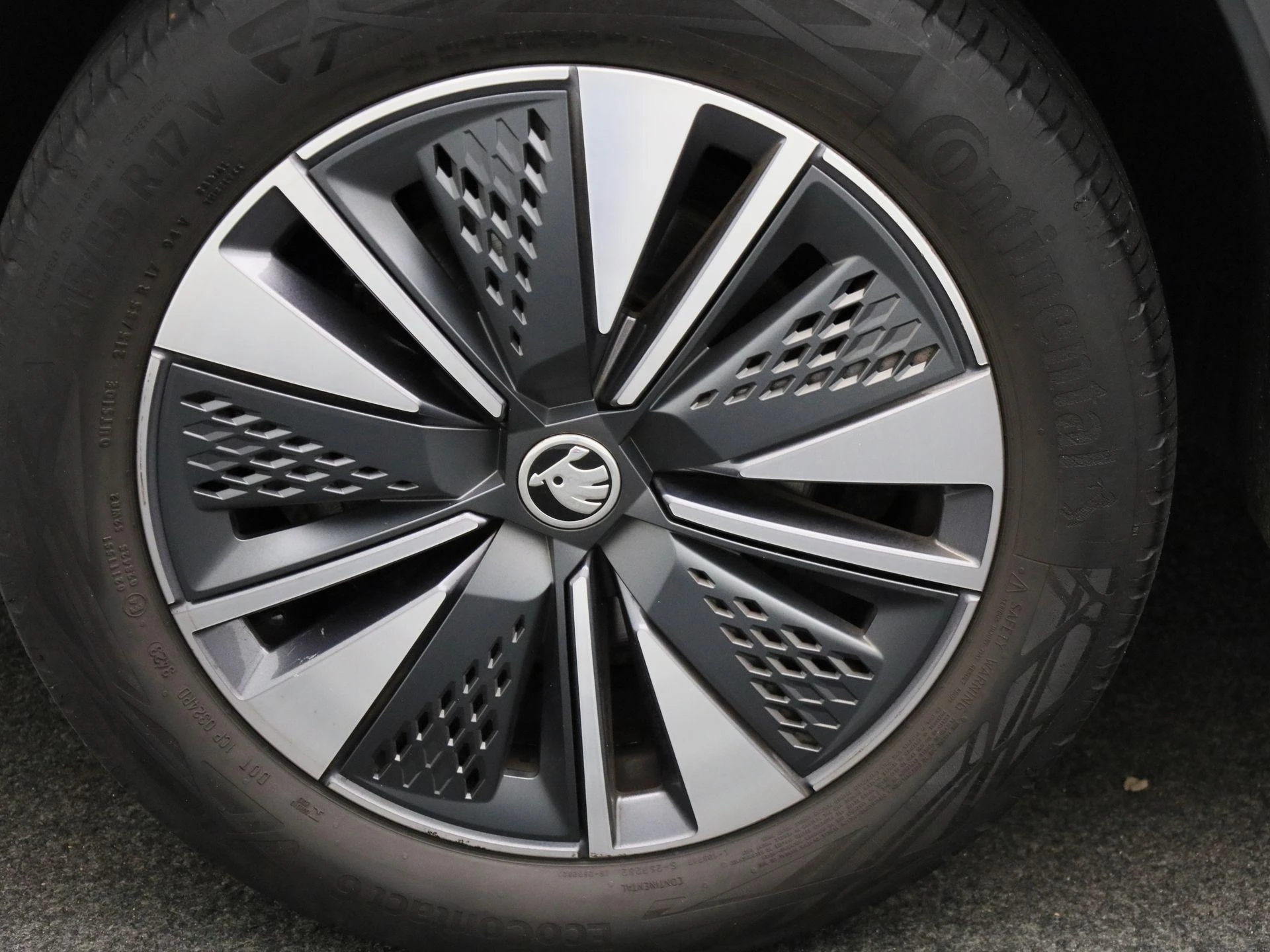 Škoda-Karoq-image-12