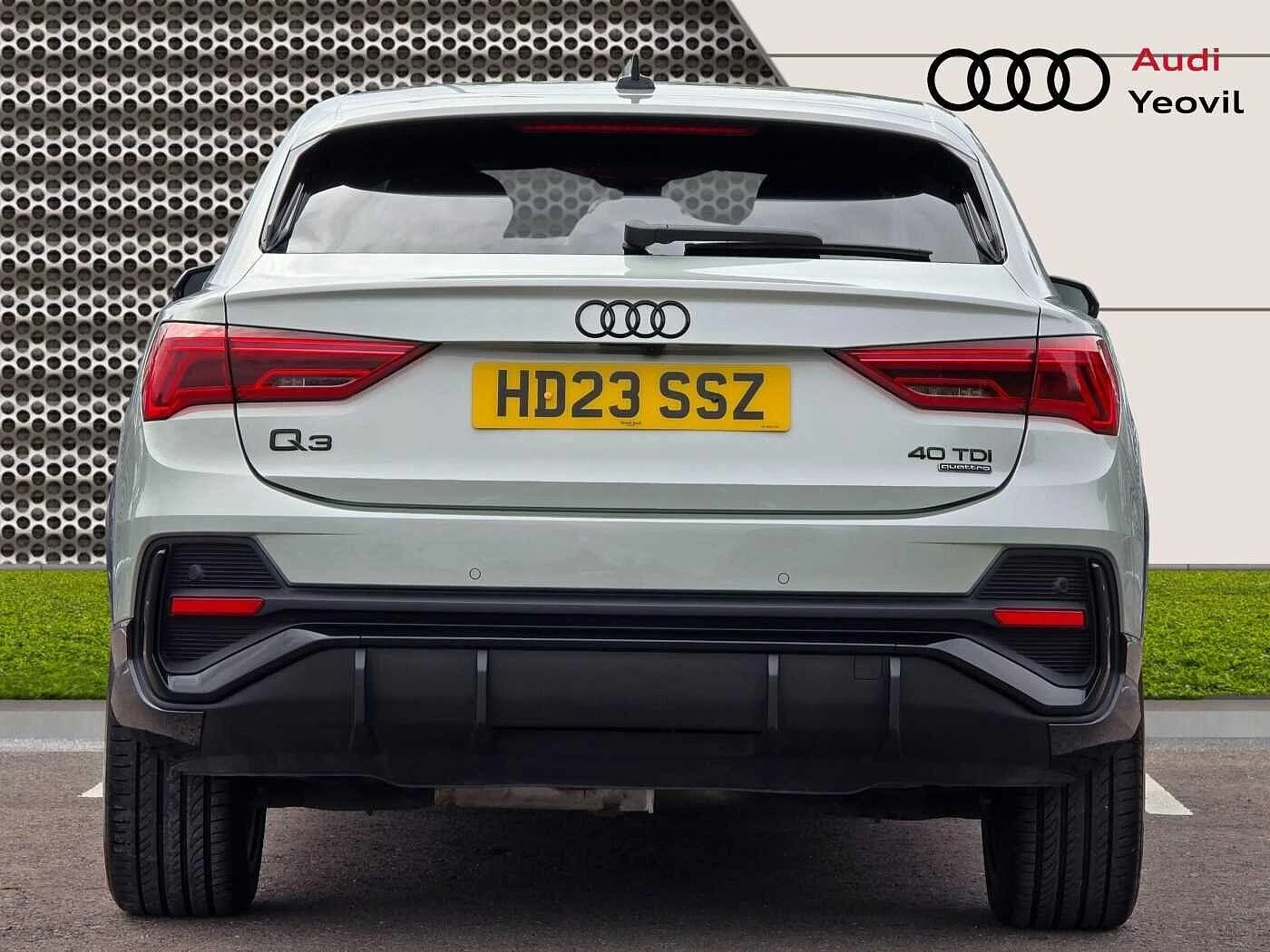Audi-Q3-image-11