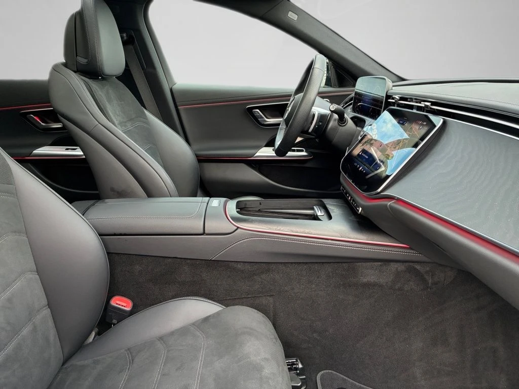 Mercedes-Benz-E-Klasse 220-image-15