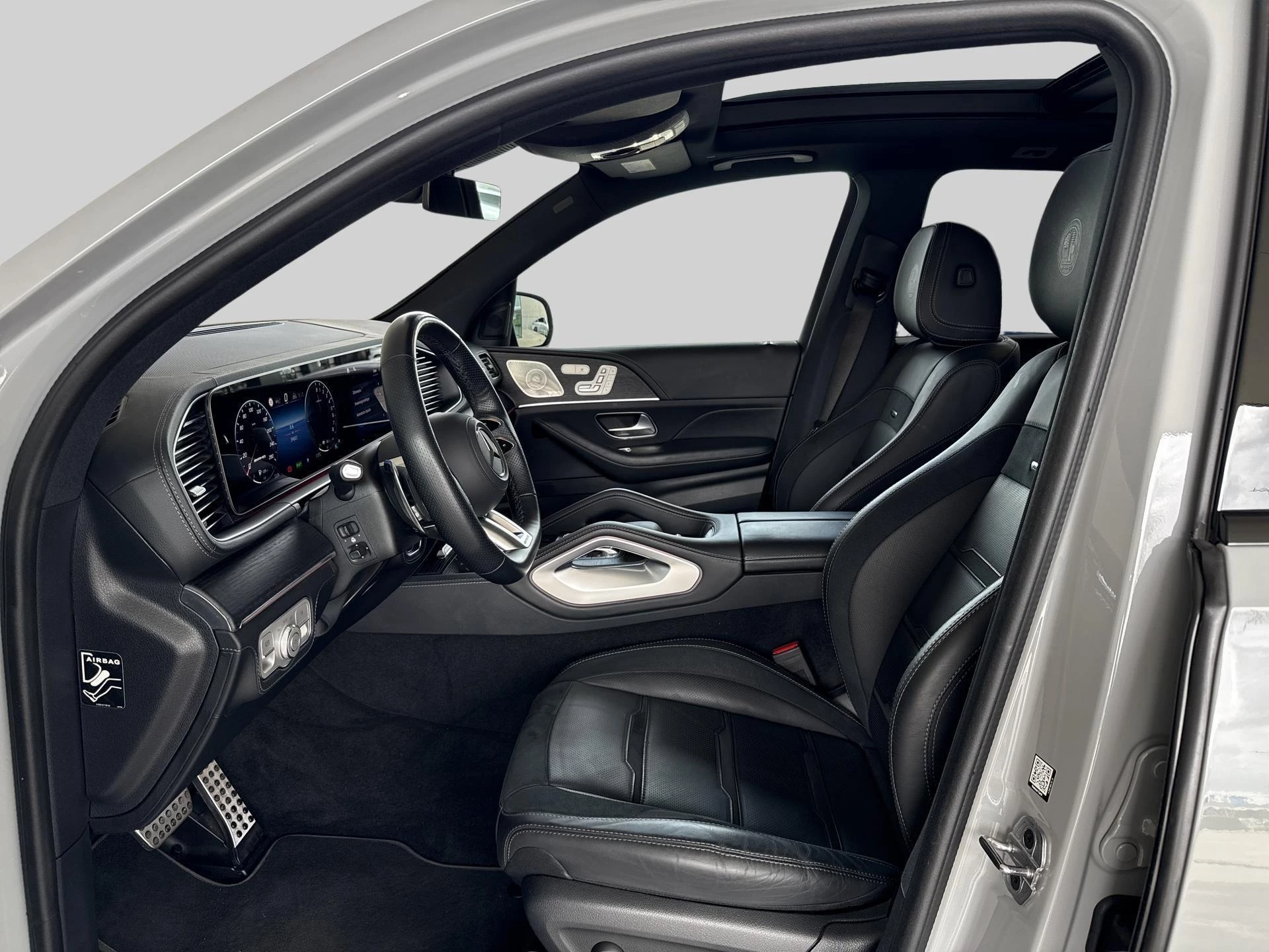 Mercedes-Benz GLE 53 AMG HYBRID + 30 gr+ PANO DAK + TREKHAAK + NAPPA + BURMESTER +