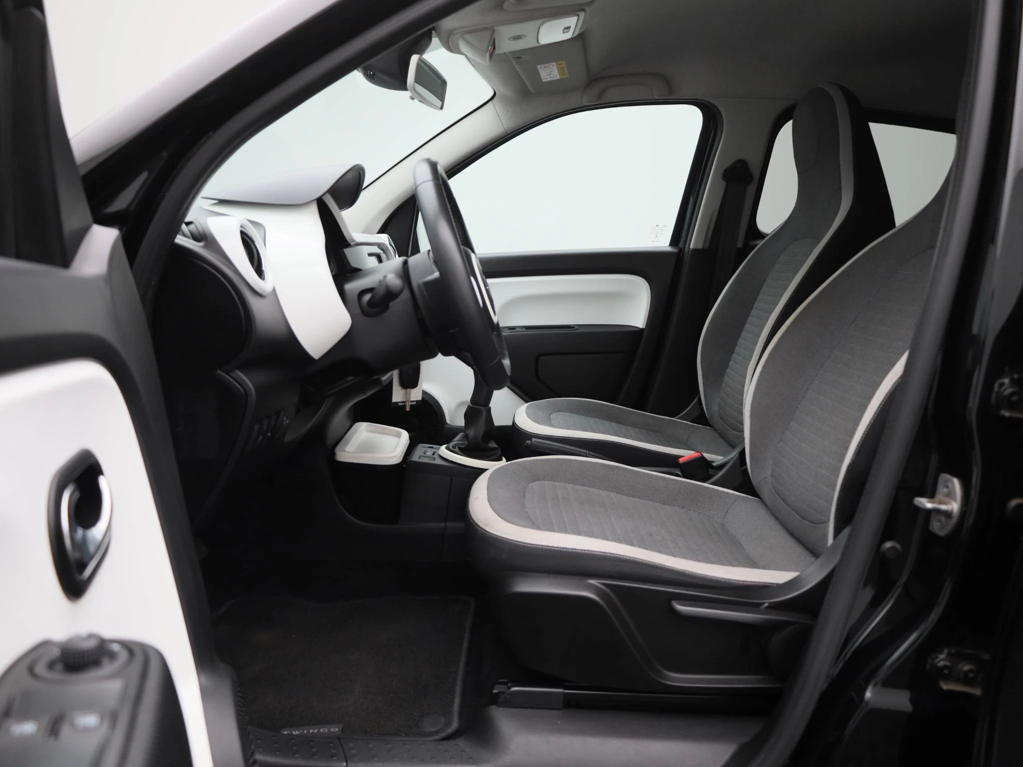 Renault-Twingo-image-7