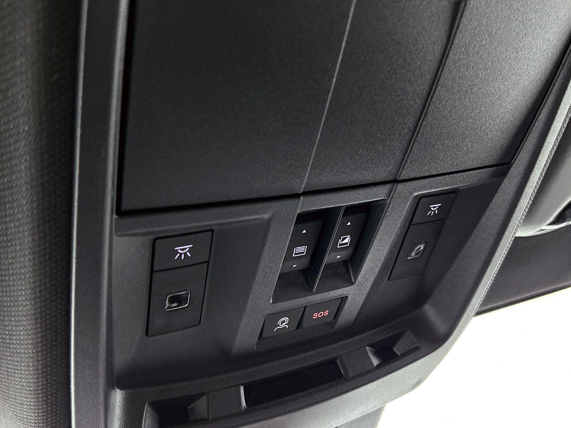 Opel-Grandland-image-10