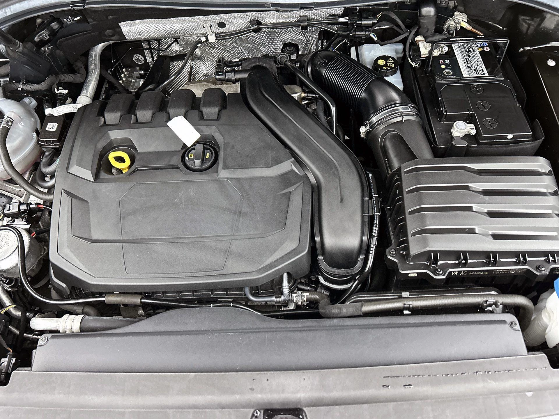Volkswagen-Tiguan-image-29