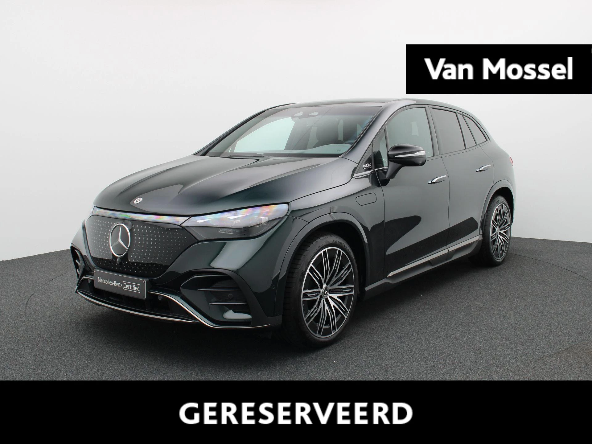 Mercedes-Benz-EQE-image-0