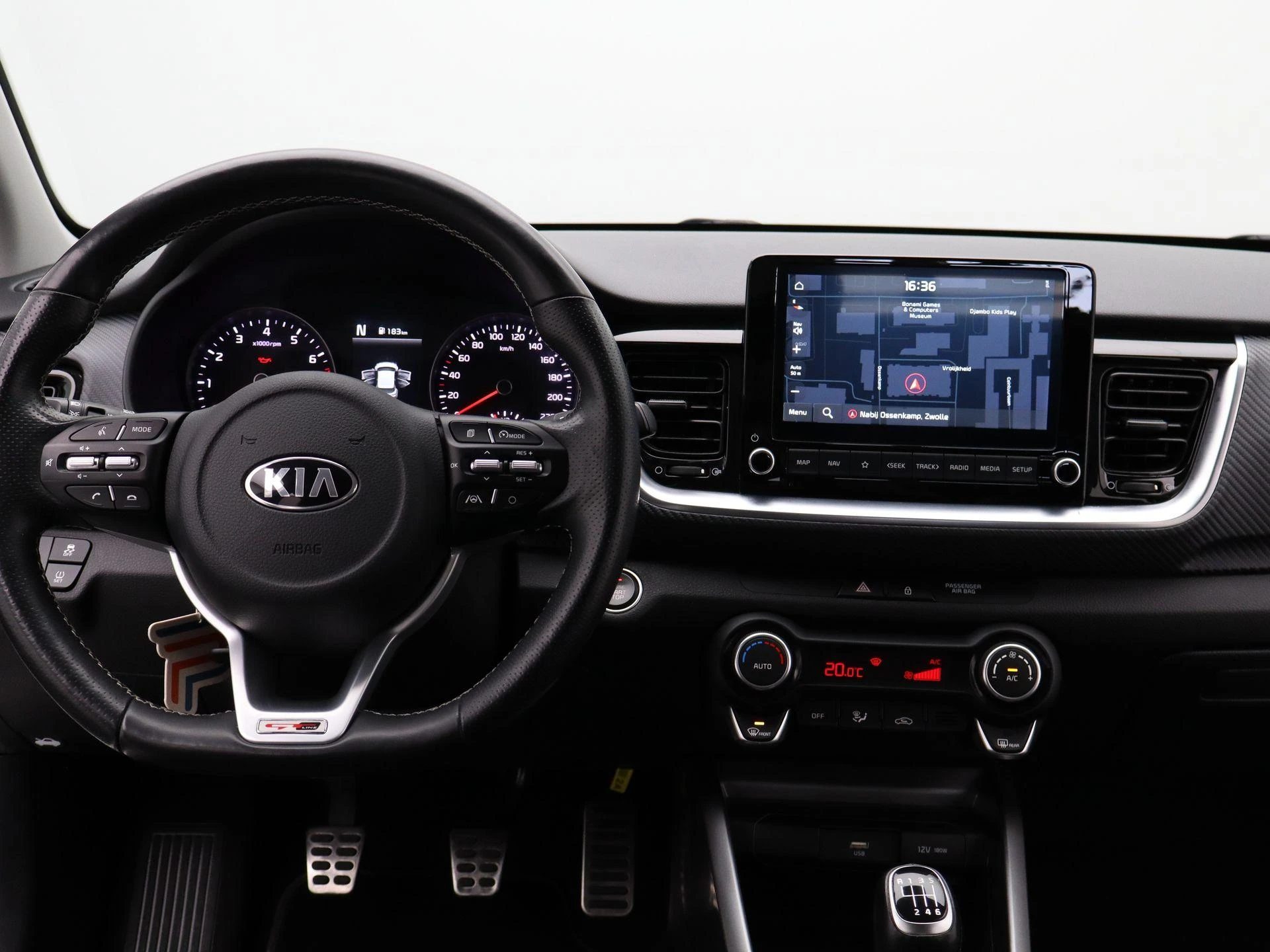 Kia-Stonic-image-6