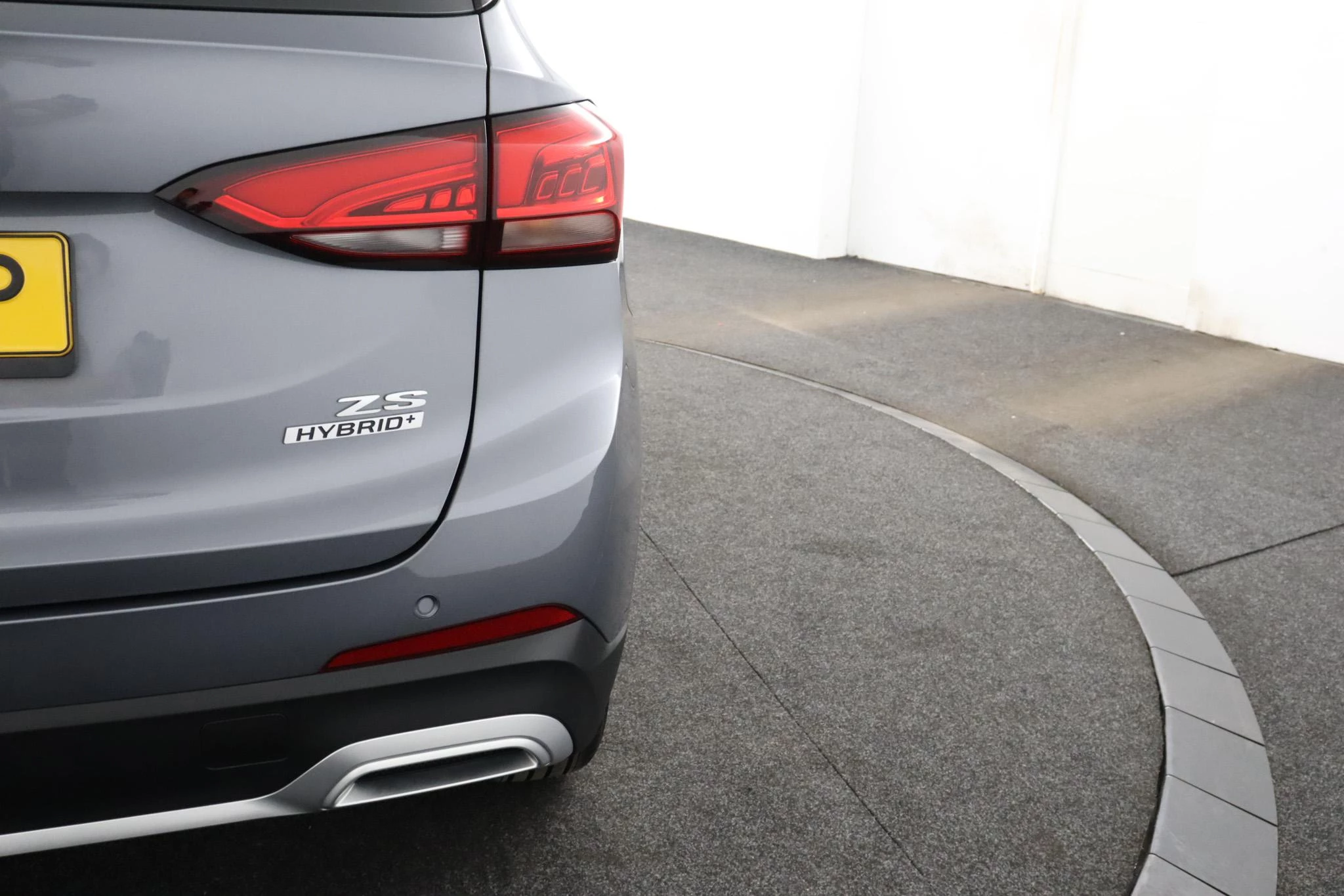 MG ZS 1.5 Hybrid+ Standard