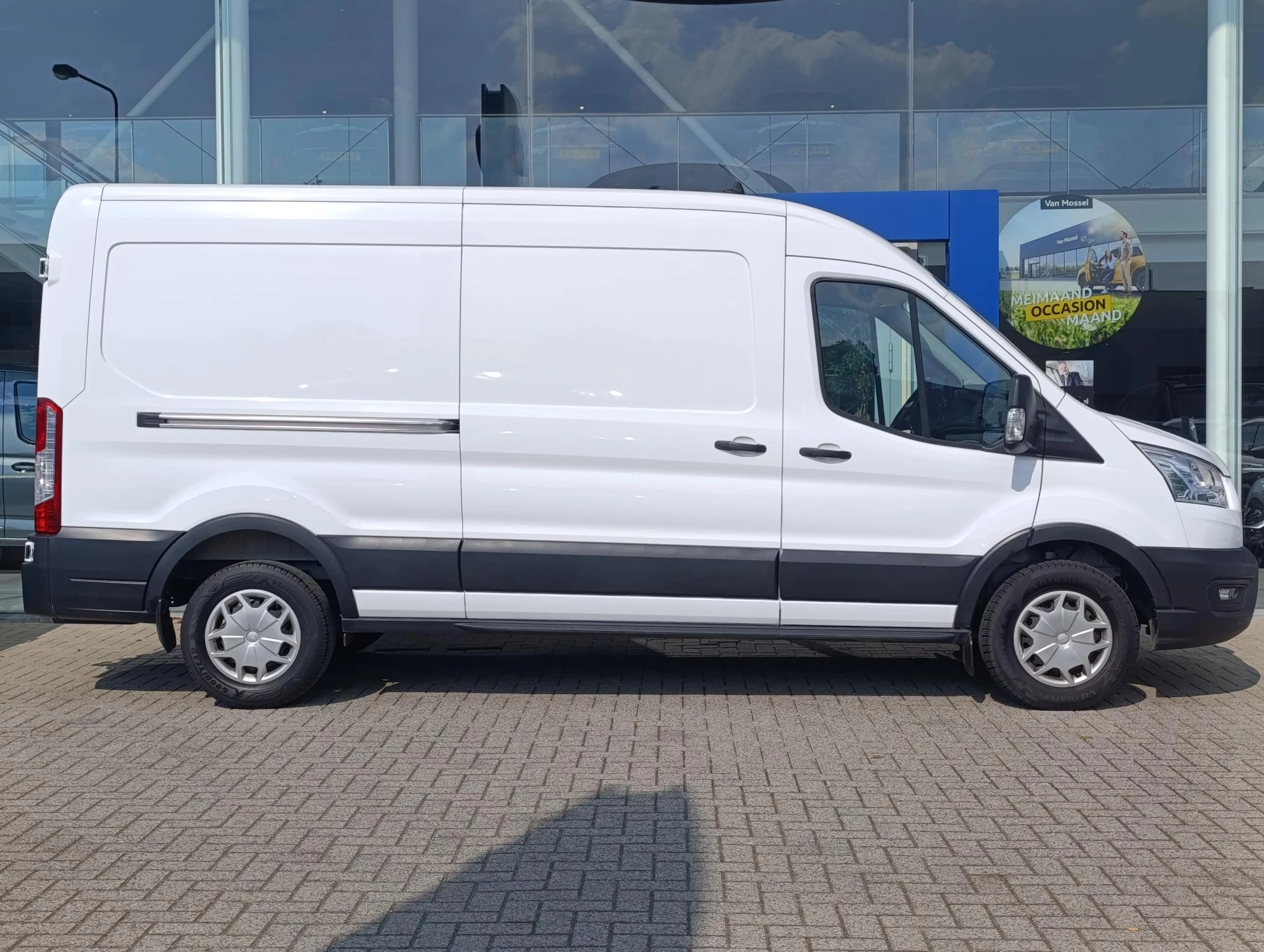 Ford Transit 350 2.0 TDCI L3H2 Trend RWD
