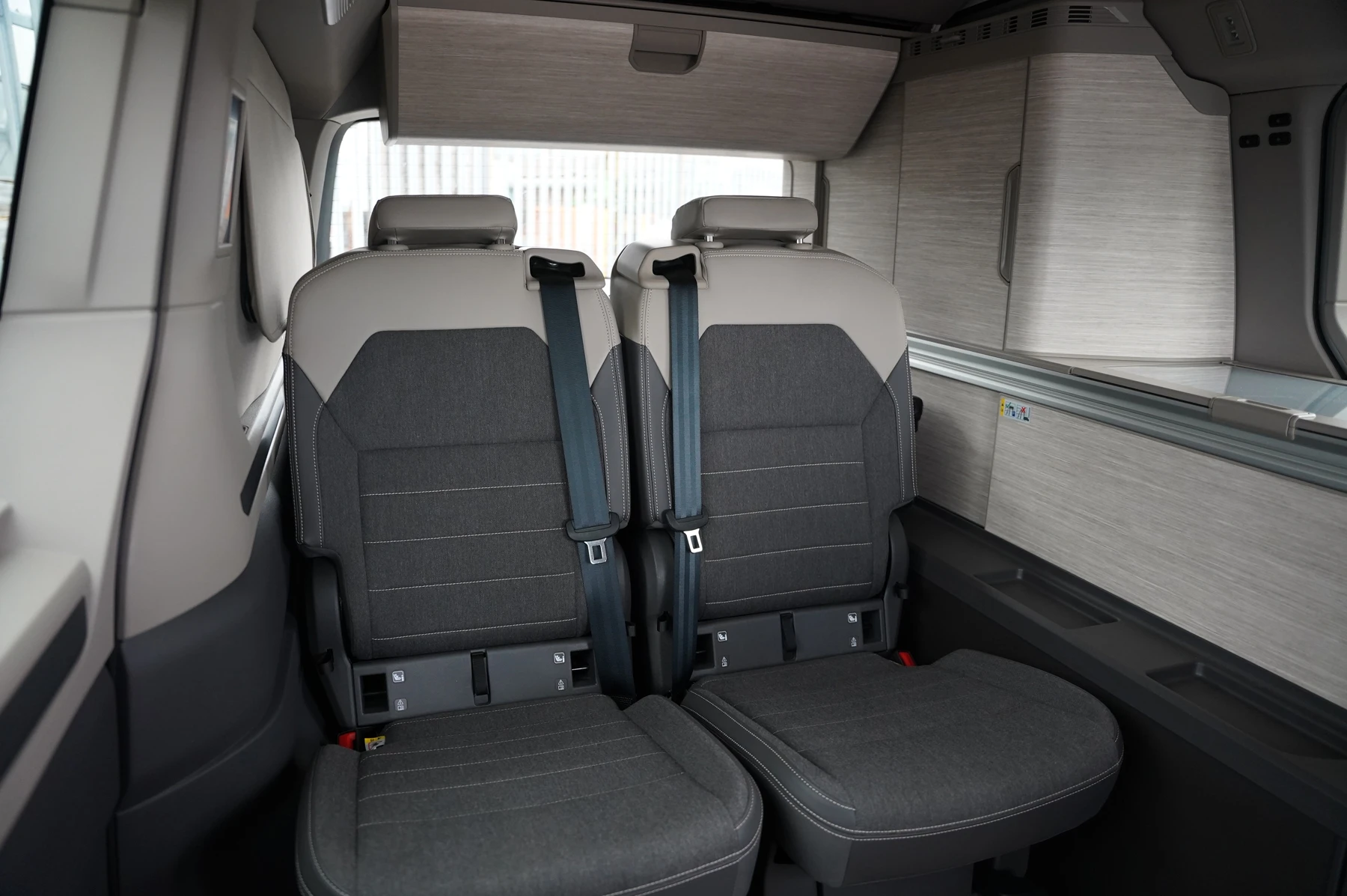 Volkswagen-California-image-10