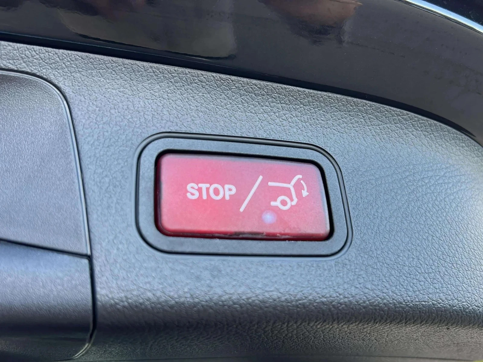 Mercedes-Benz-EQA-image-21