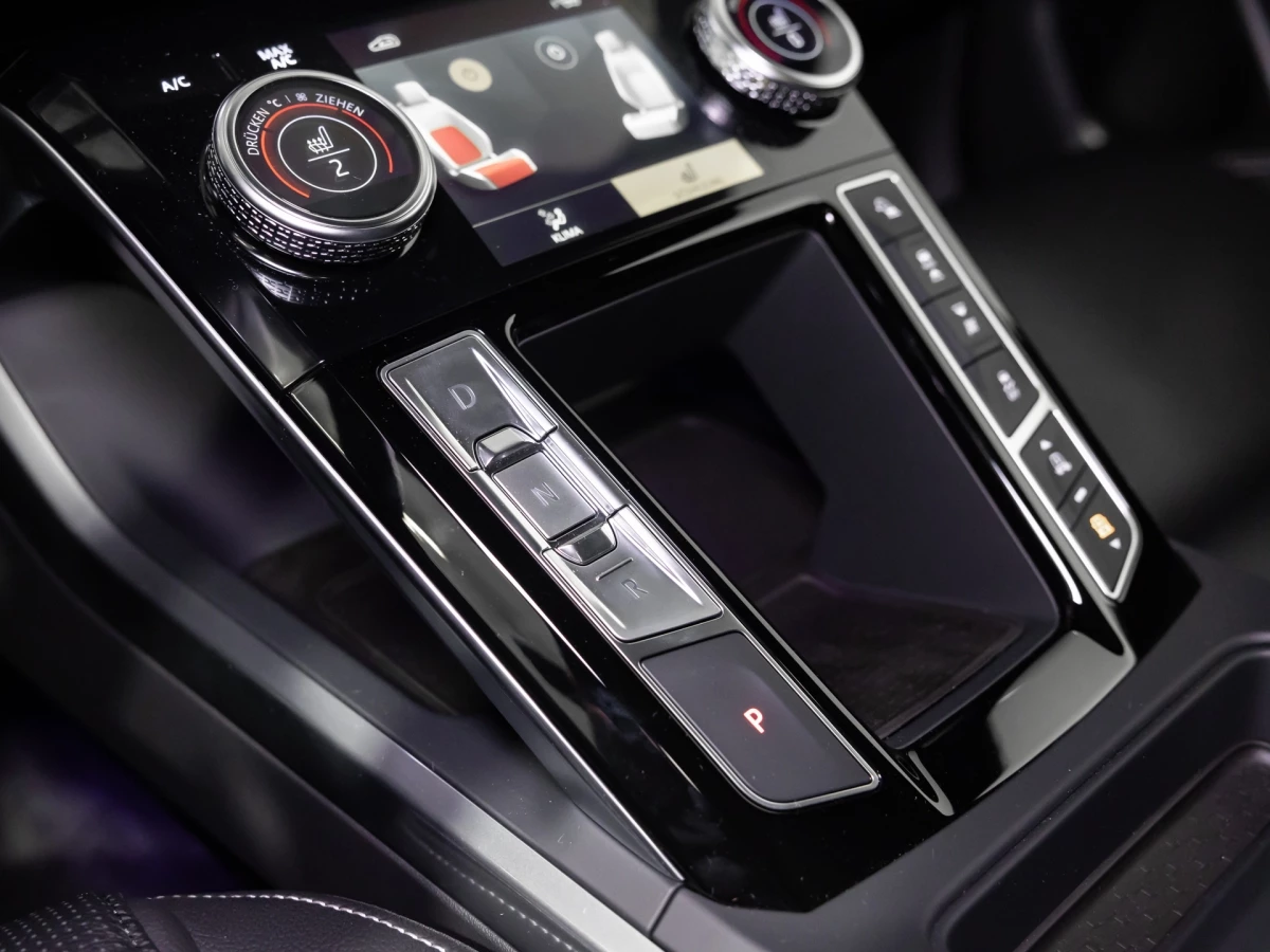 Jaguar-I-PACE-image-20