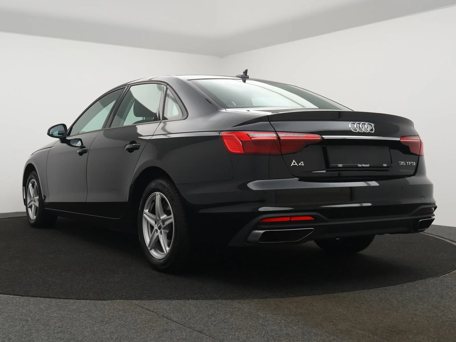 Audi A4 Audi A4 Sedan 35TFSI 150PK *NAVI*BLTH*CRUISE*PDC A*...