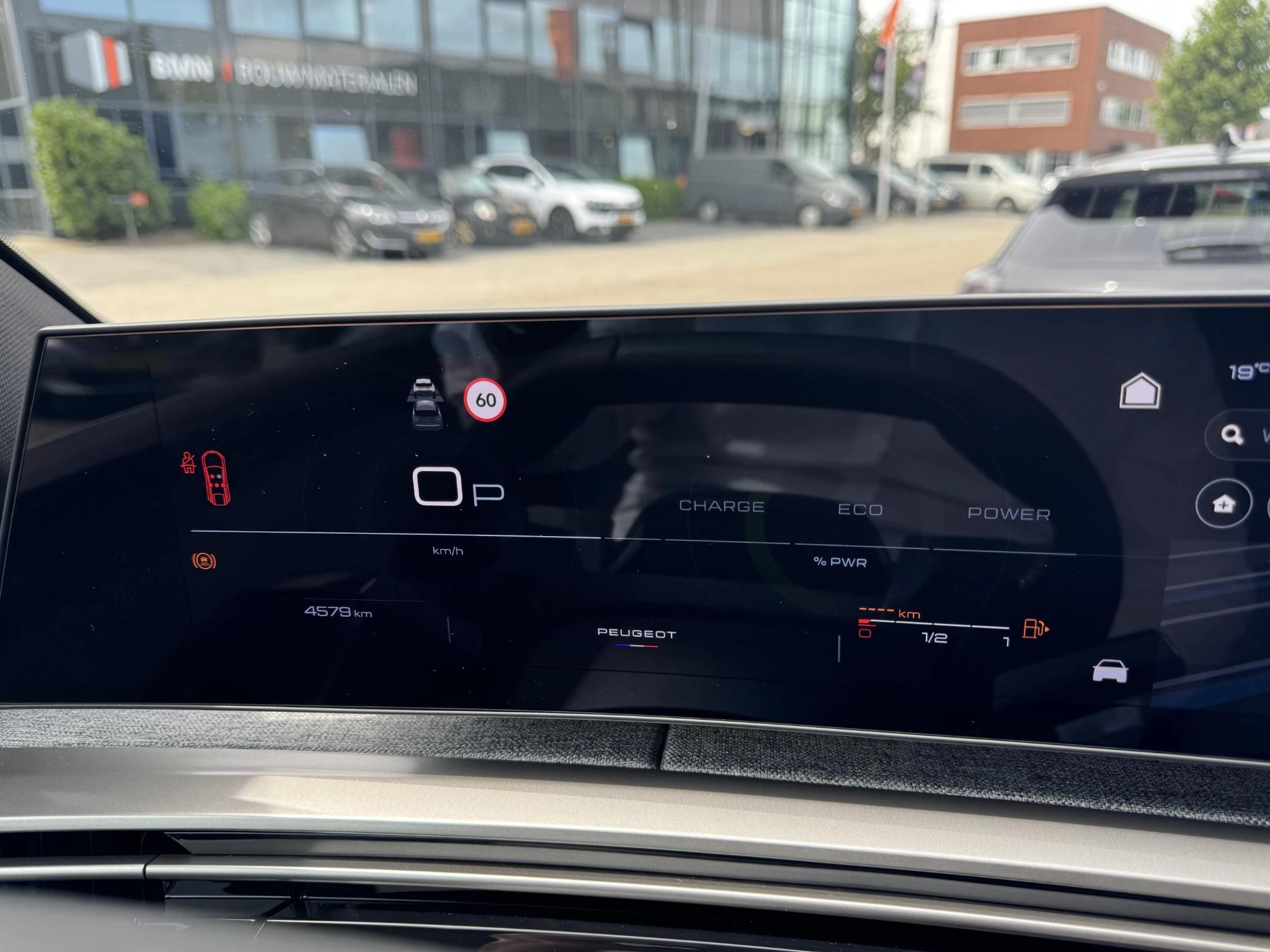 Peugeot 3008 Hybrid 145 GT