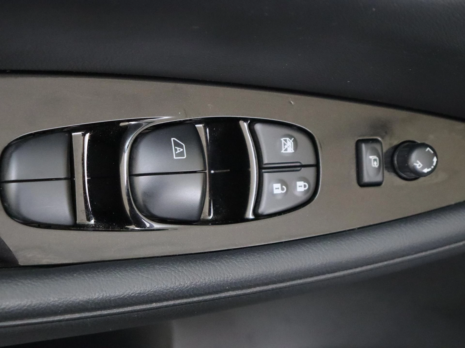 Nissan-Leaf-image-30