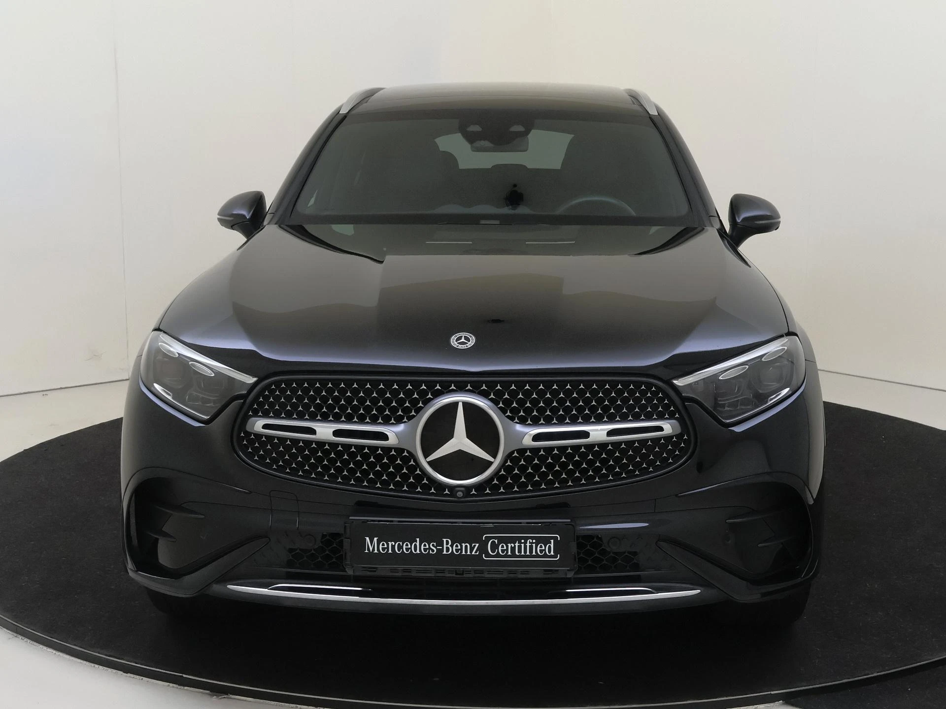 Mercedes-Benz-GLC-image-5