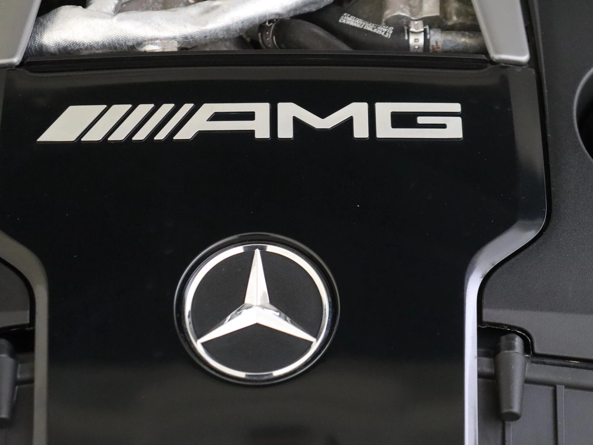 Mercedes-Benz-E-Klasse-image-3