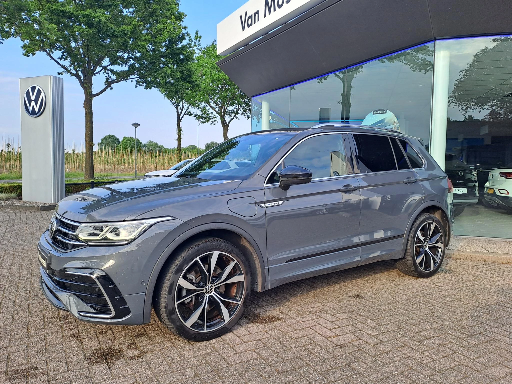 Volkswagen Tiguan 1.4 TSI eHybrid R-Line Business+