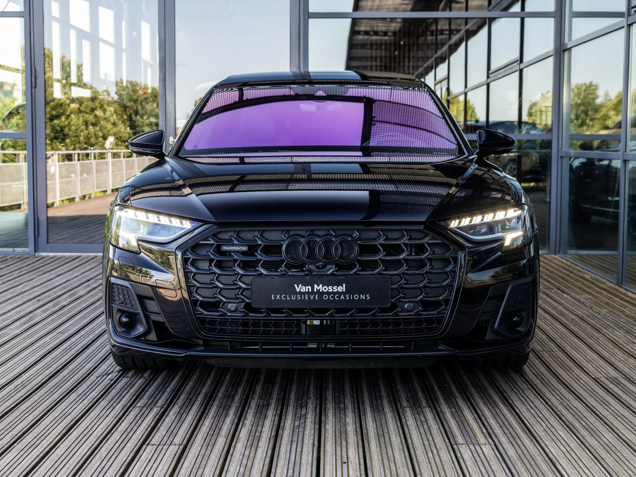 Audi A8 60 TFSI e quattro 462 PK