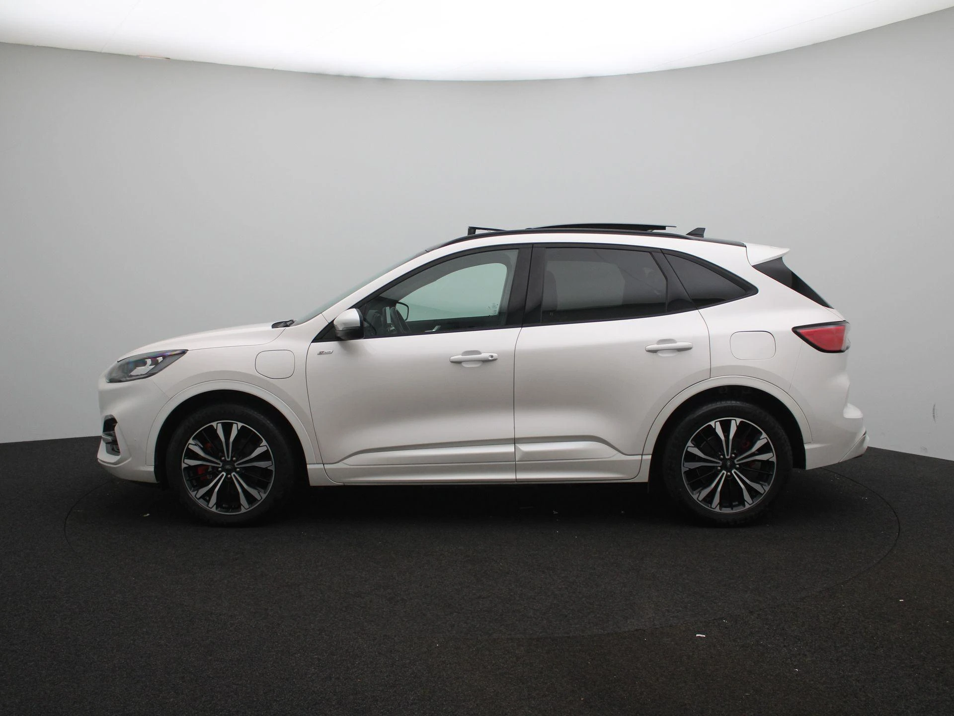Ford-Kuga-image-4