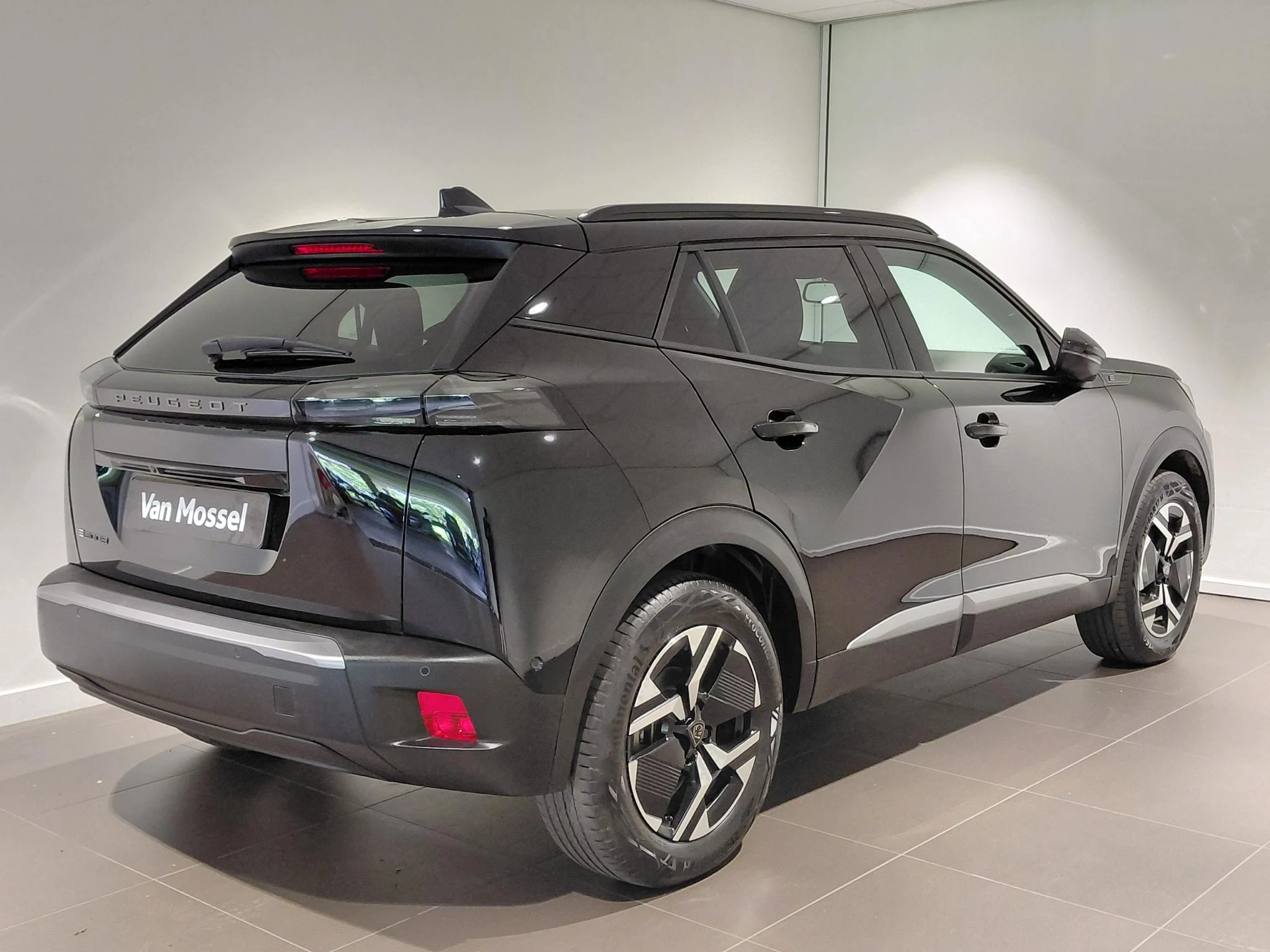 Peugeot e-2008