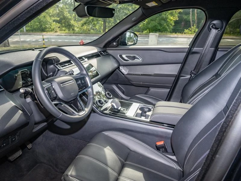 Land Rover-Range Rover Velar-image-7