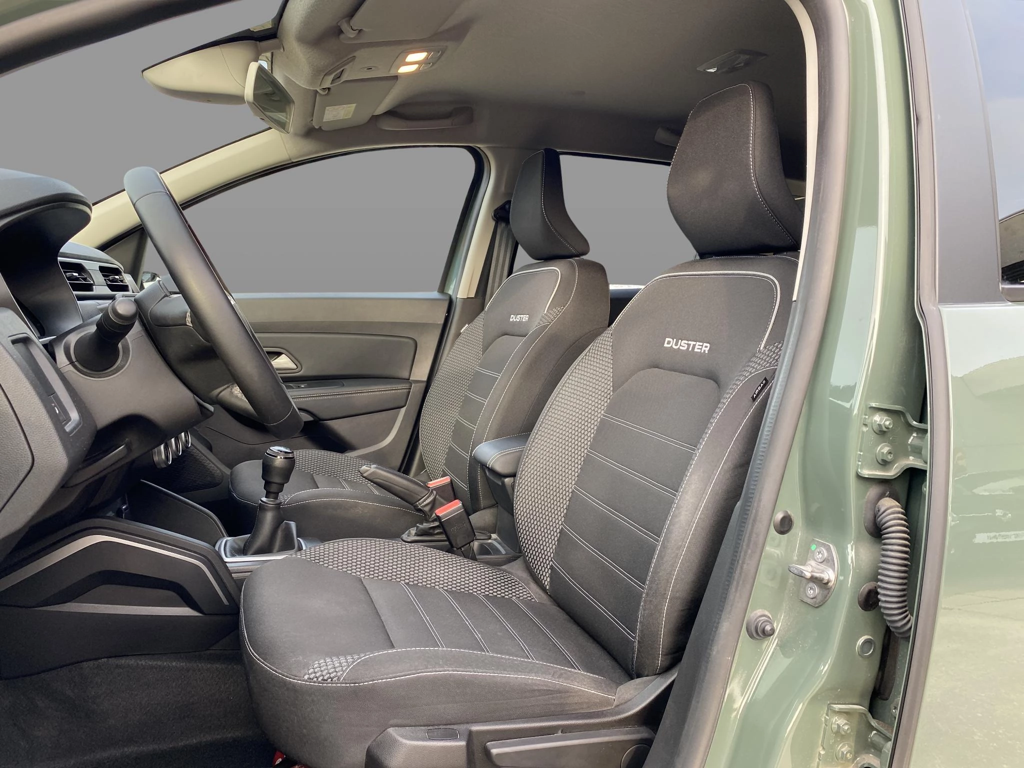 Dacia-Duster-image-12