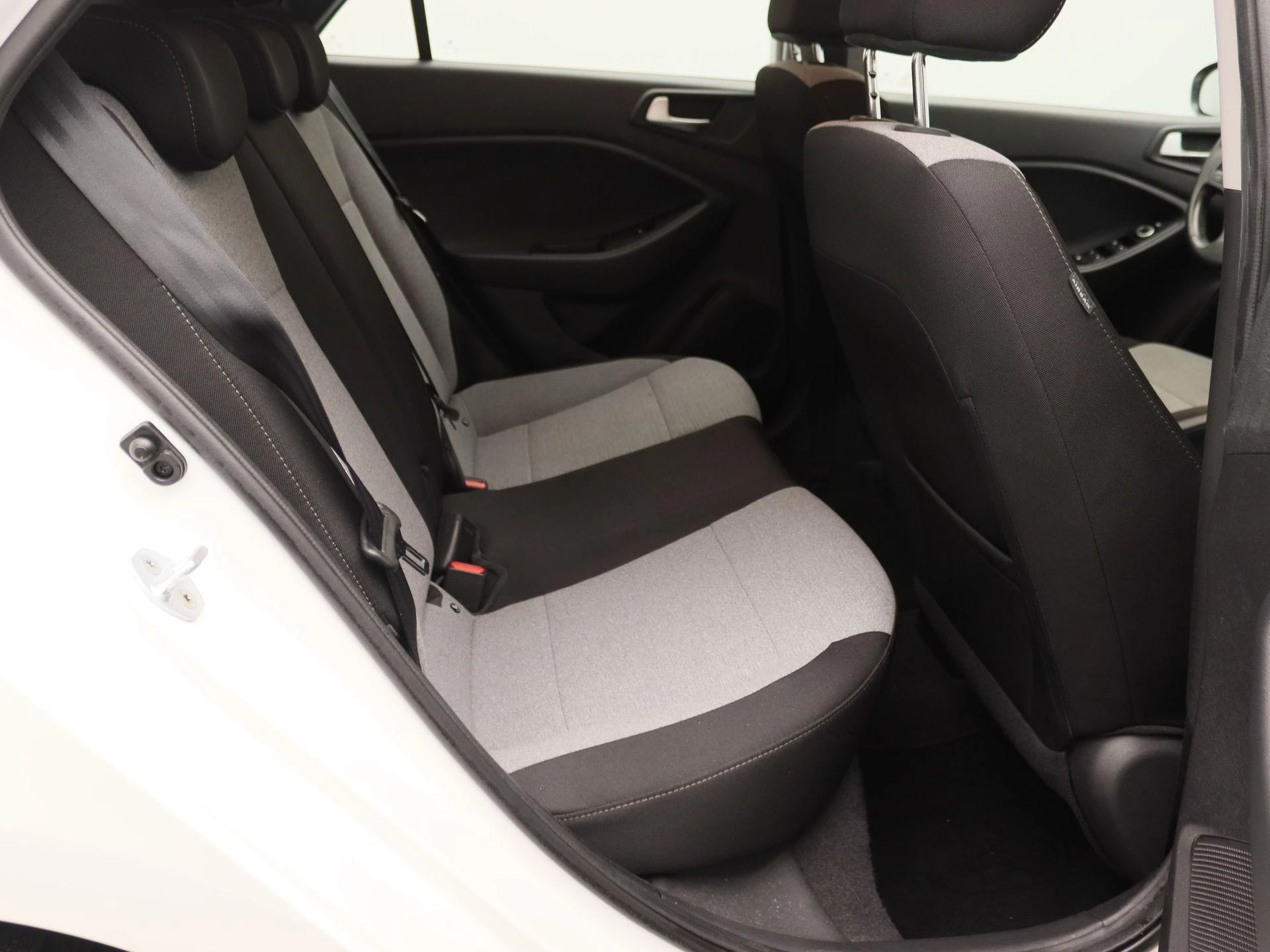 Hyundai-i20-image-24