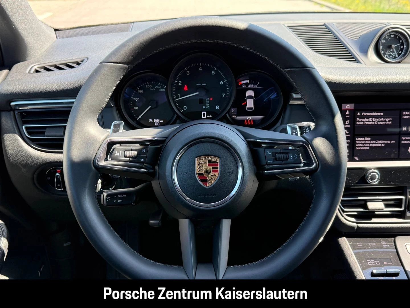 Porsche Macan Sportabgasanlage BOSE Luftfederung 20-Zoll -