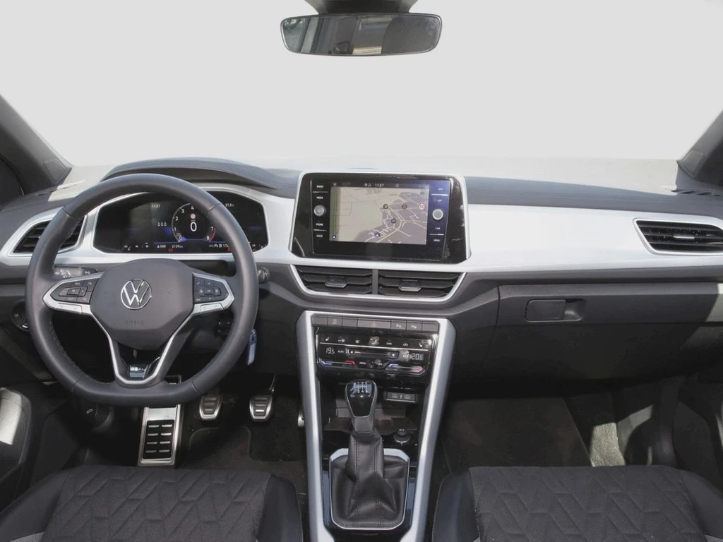 Volkswagen-T-Roc-image-11