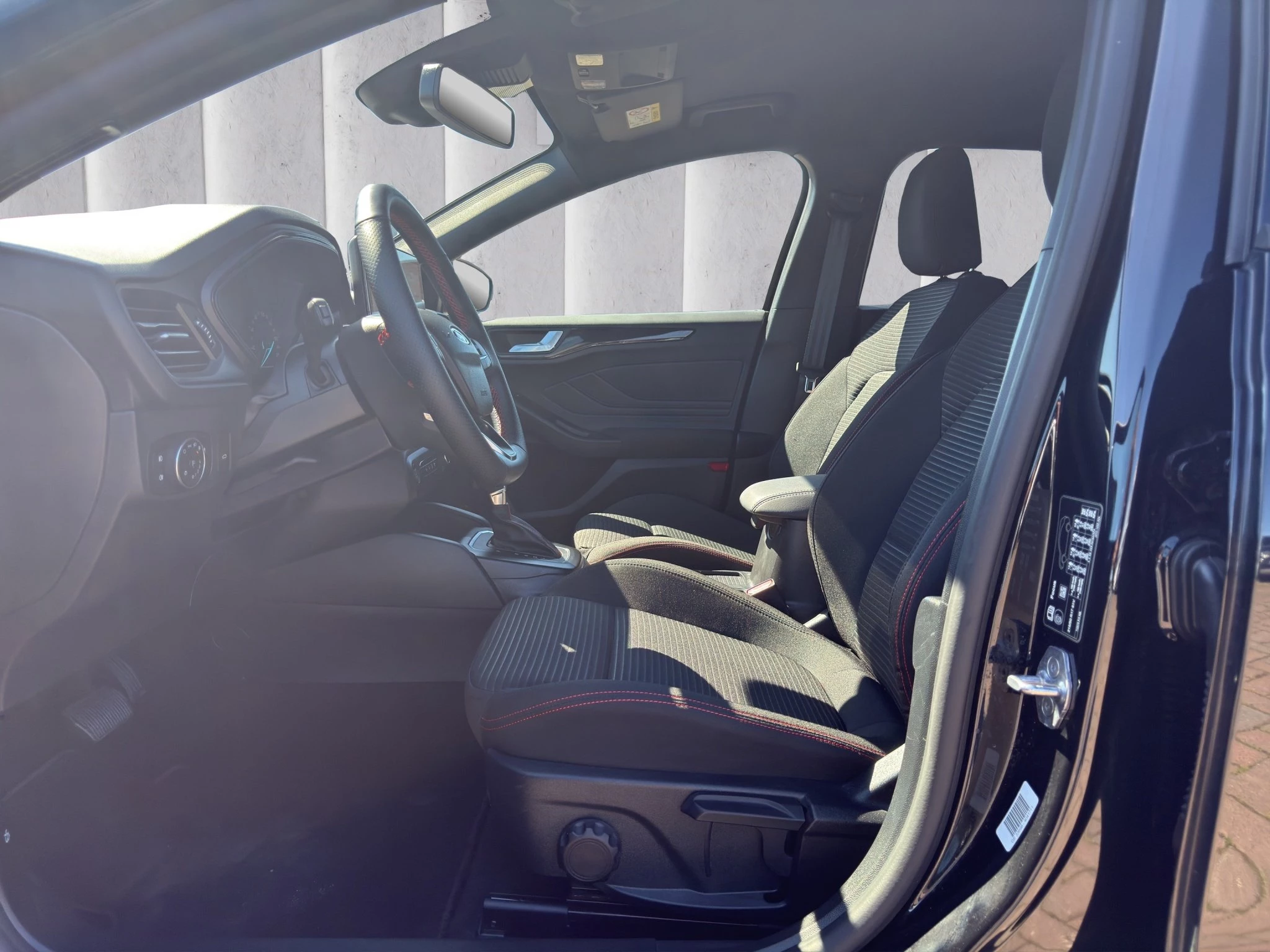 Ford Focus ST-Line Turnier Aut.*ACC*KAM*NAVI*LED*WINTER-PKT.