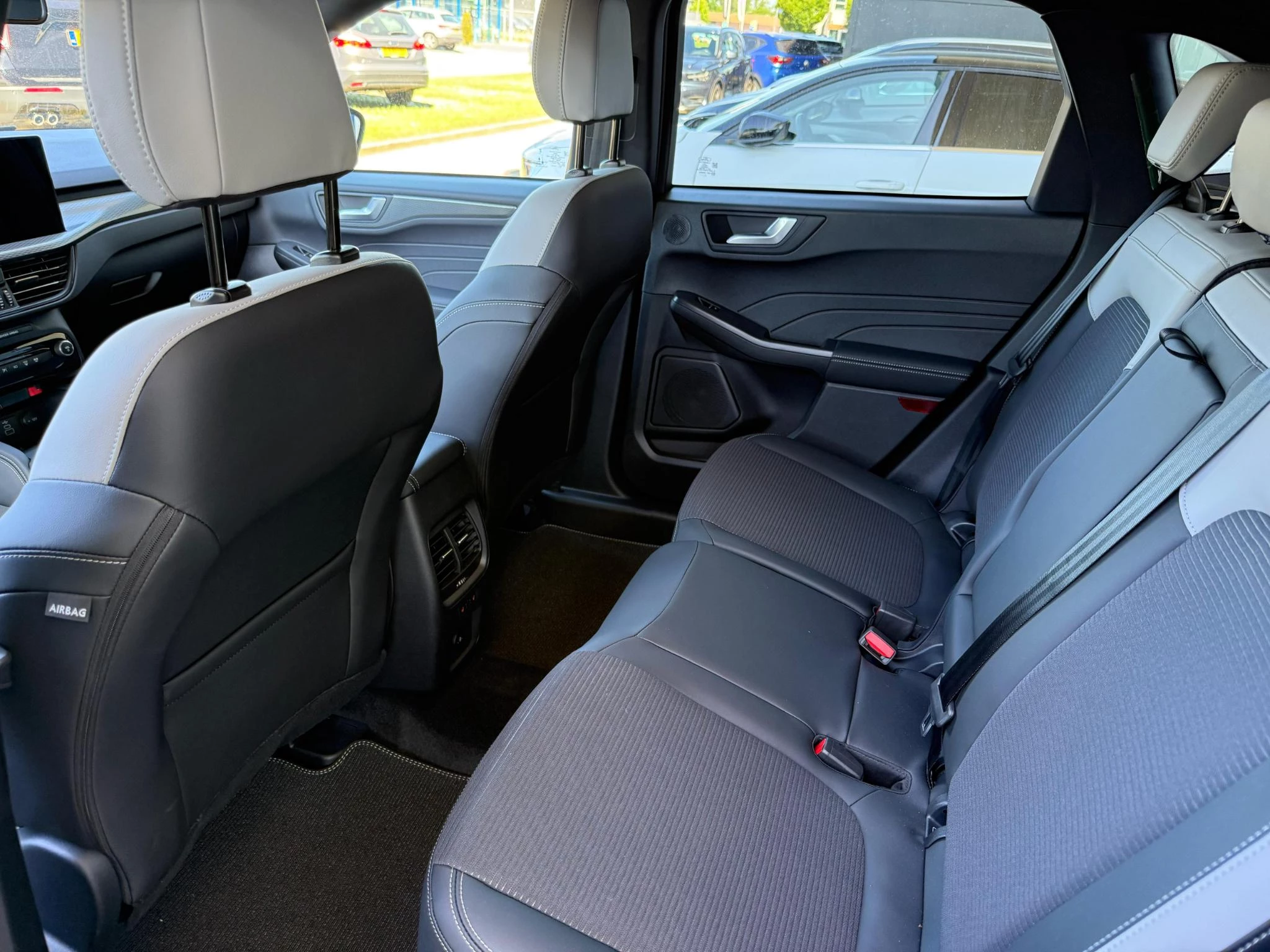 Ford Kuga 2.5 PHEV Sound Edition