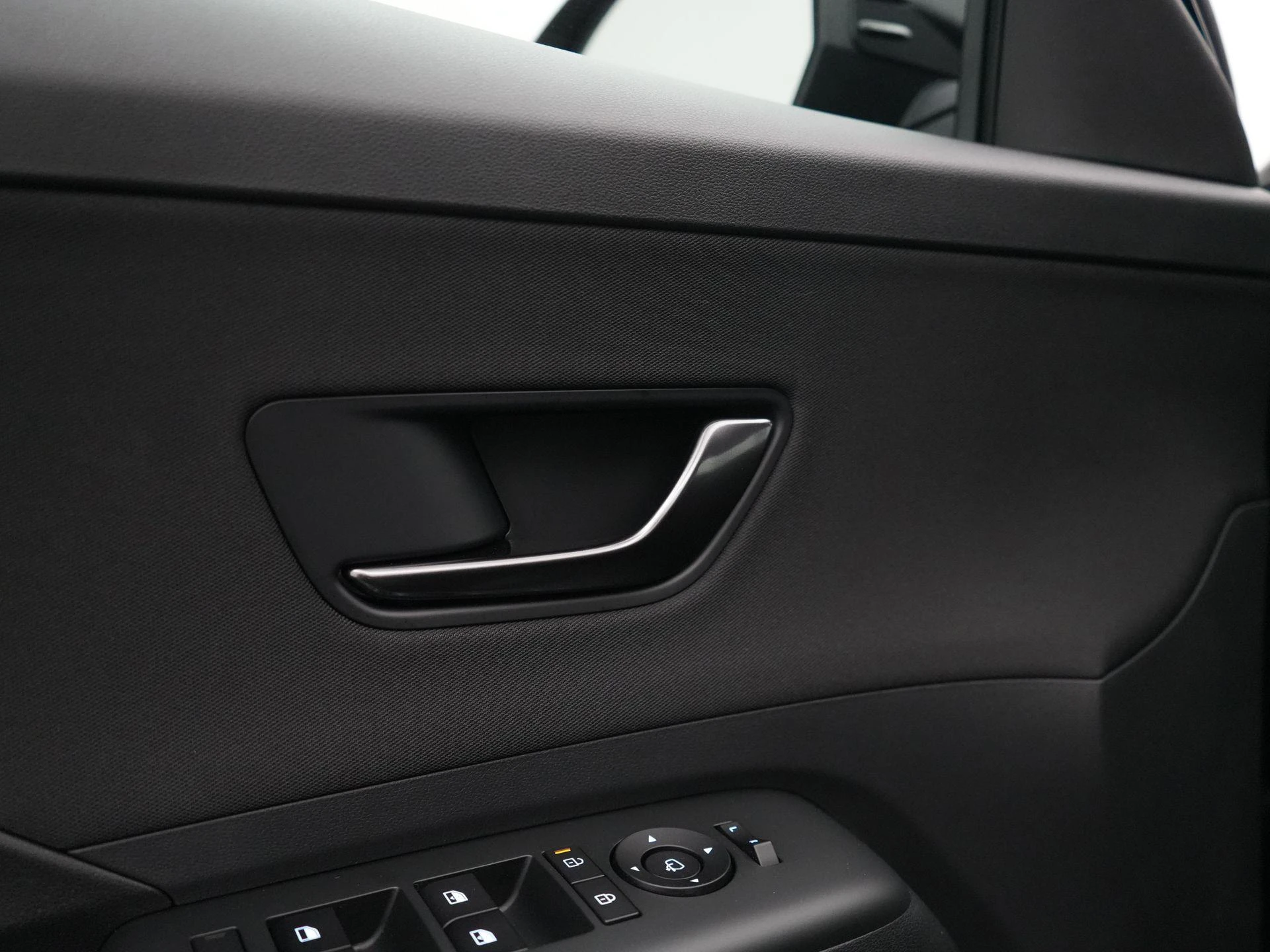 Hyundai-Kona-image-32