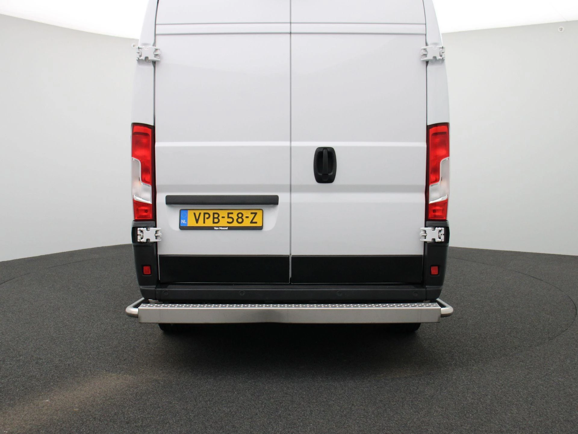 Fiat-E-Ducato-image-4