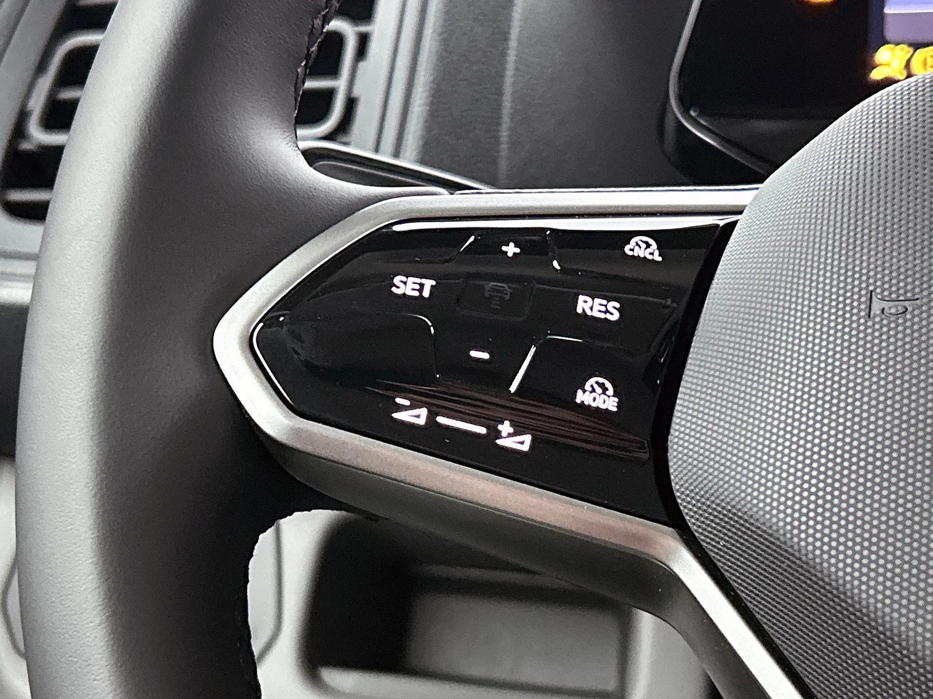 Volkswagen-ID. Buzz Cargo-image-5