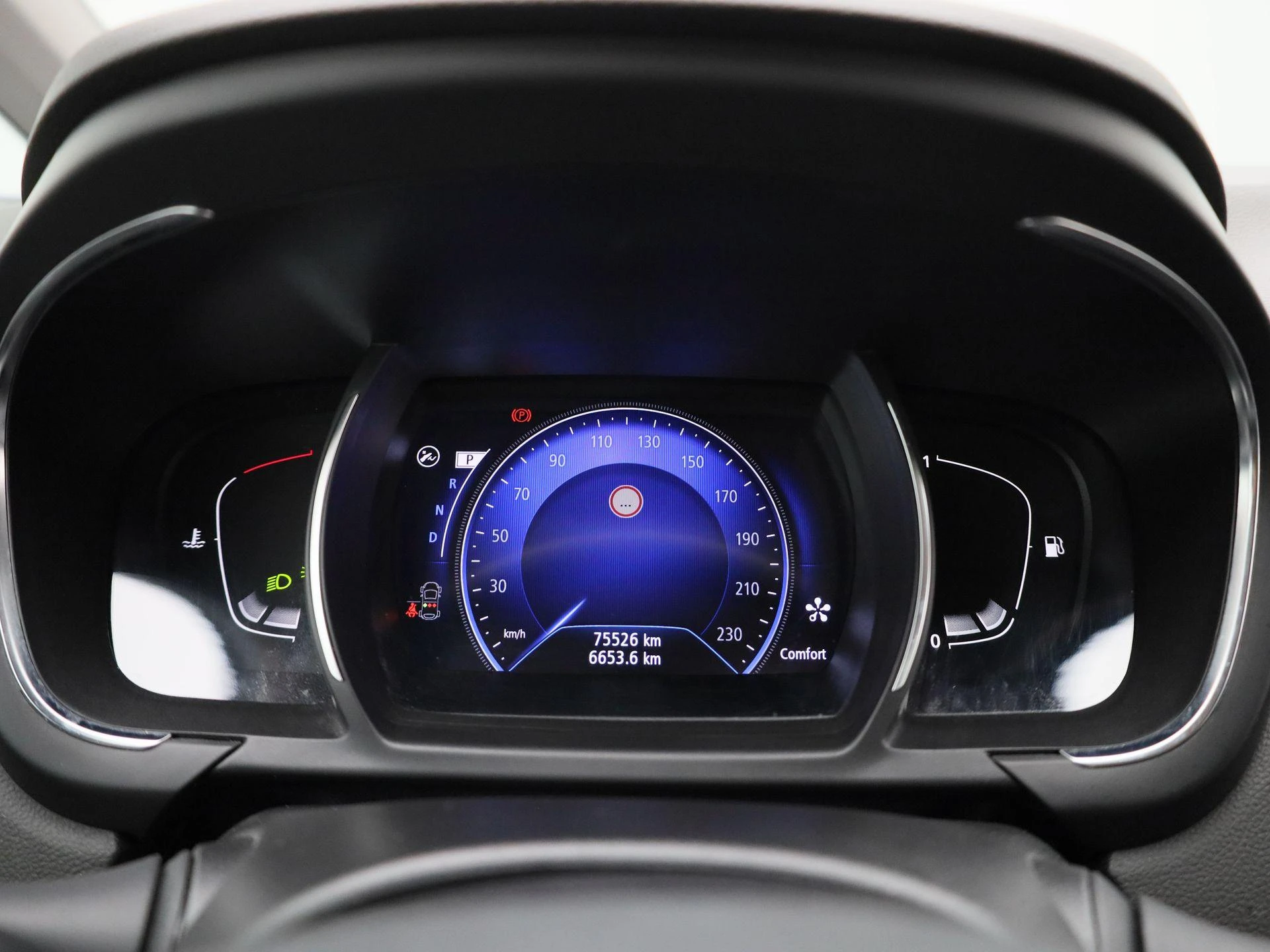 Renault-Scénic-image-15