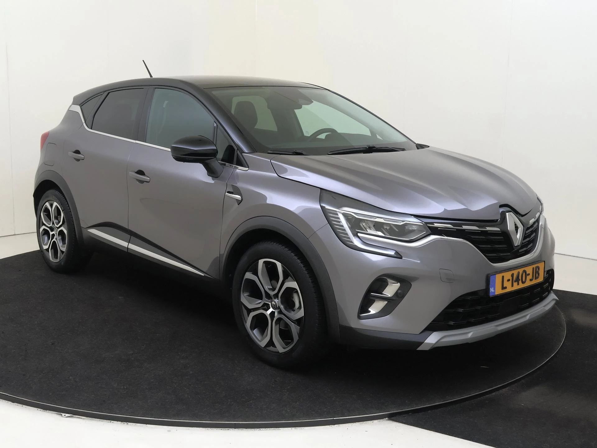 Renault Captur 1.3 TCe 140 Intens