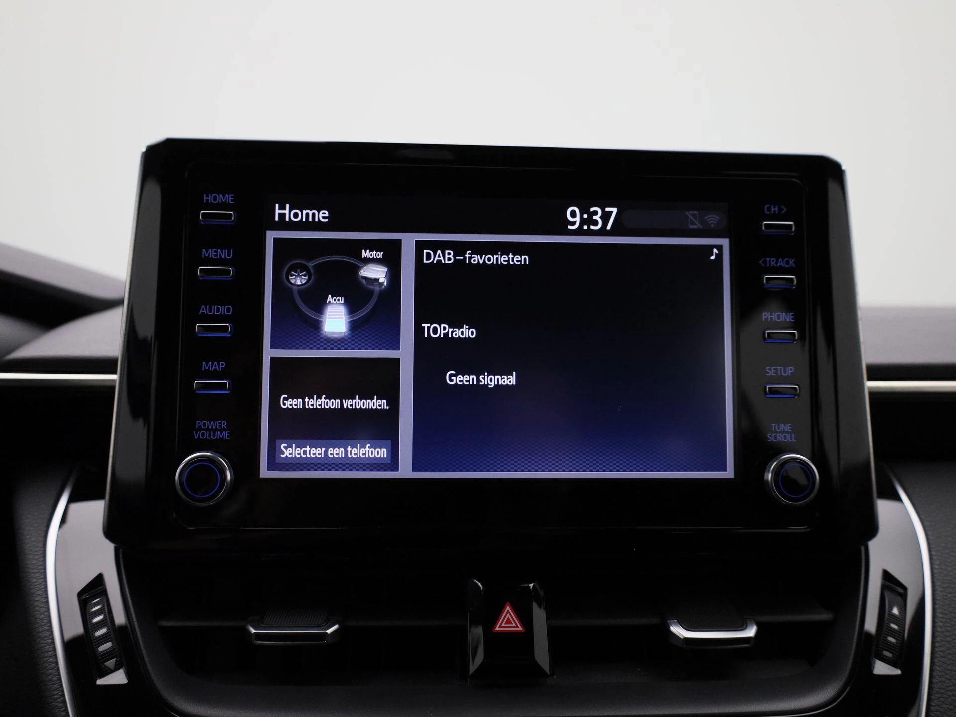 Toyota-Corolla Touring Sports-image-14