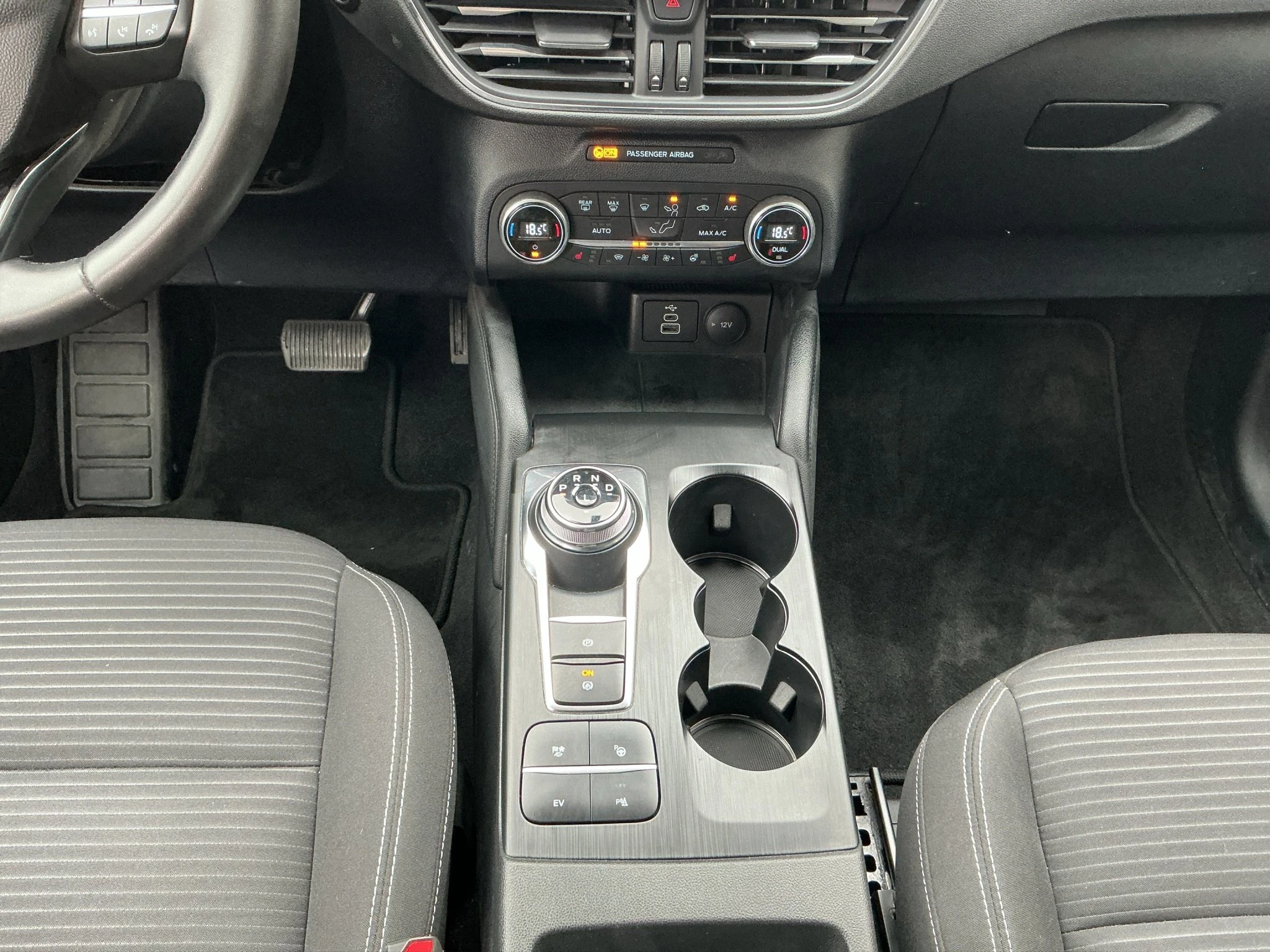 Ford-Kuga-image-13