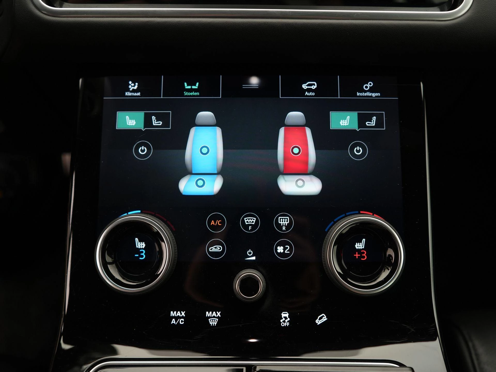 Land Rover-Range Rover Velar-image-20