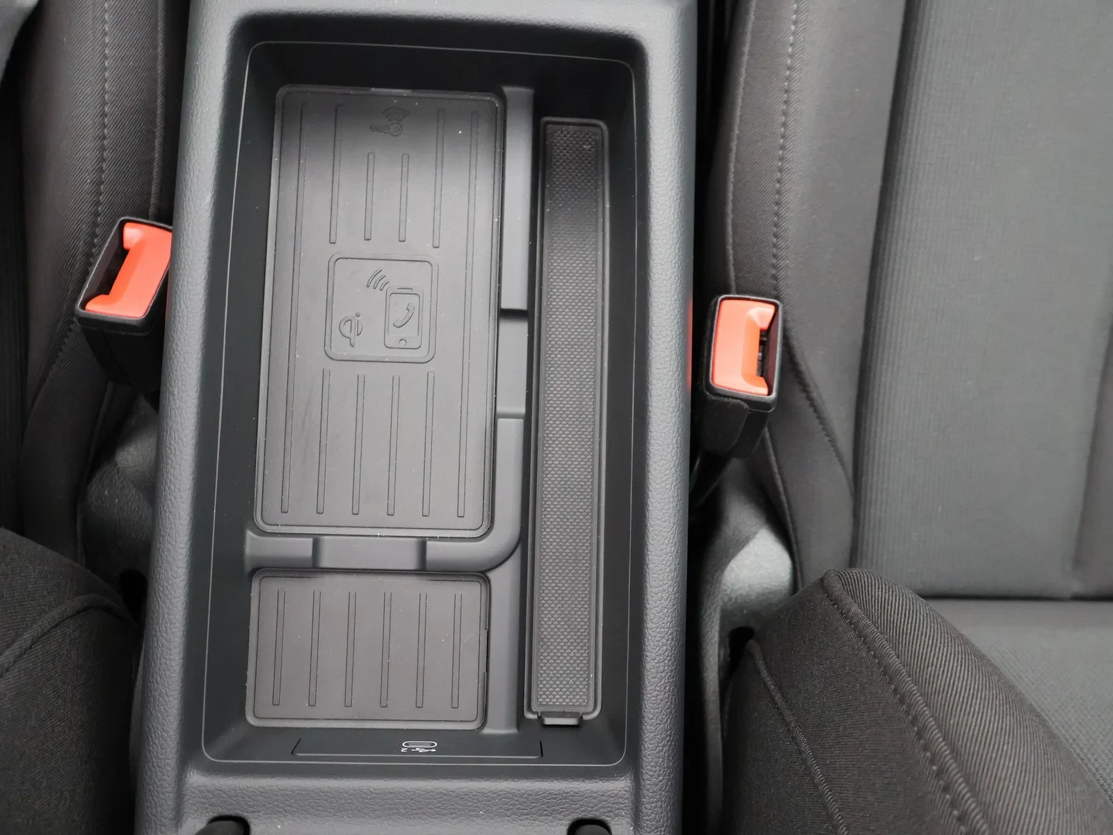 Audi-A4-image-24