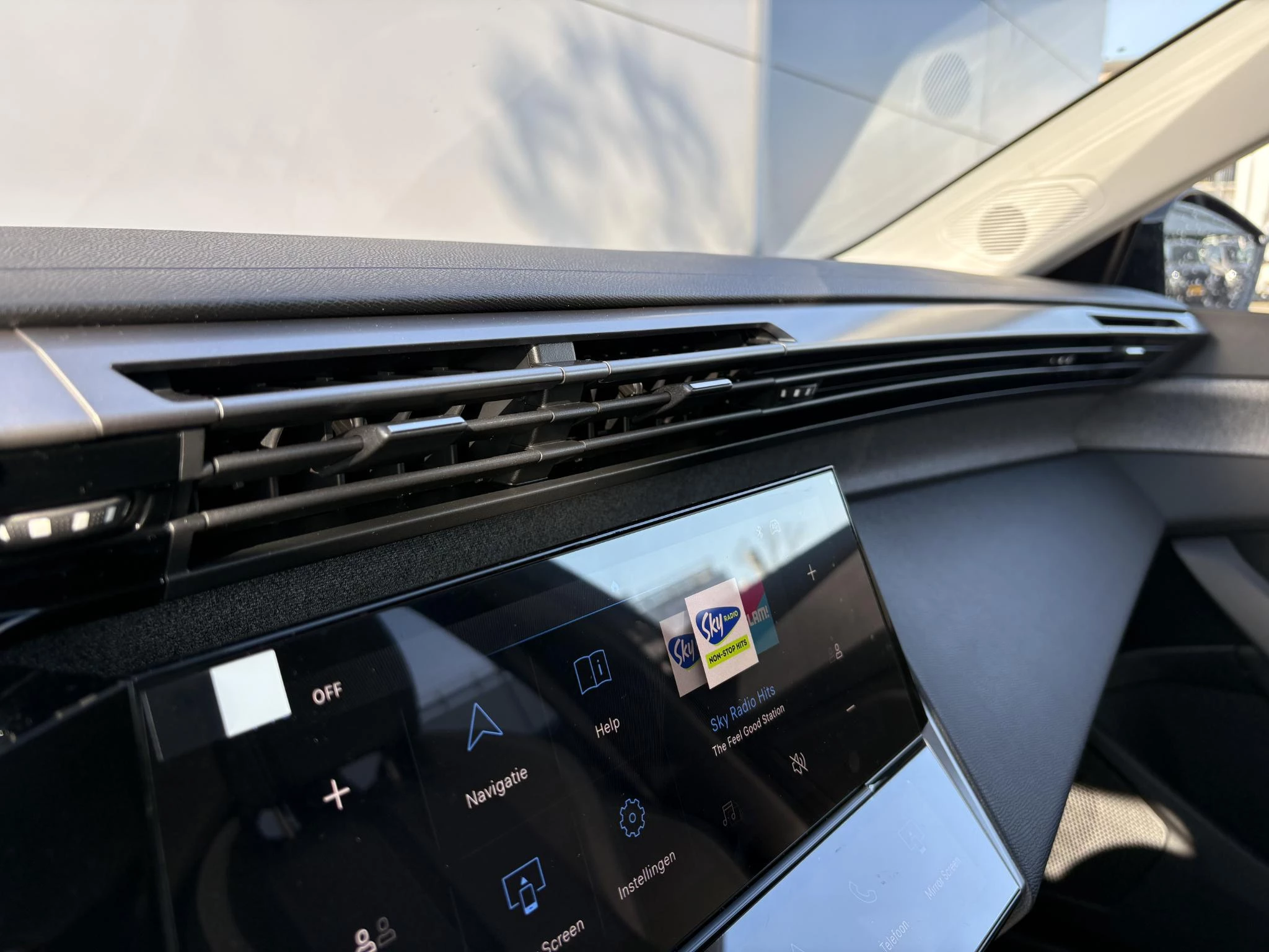 Peugeot-308-image-17