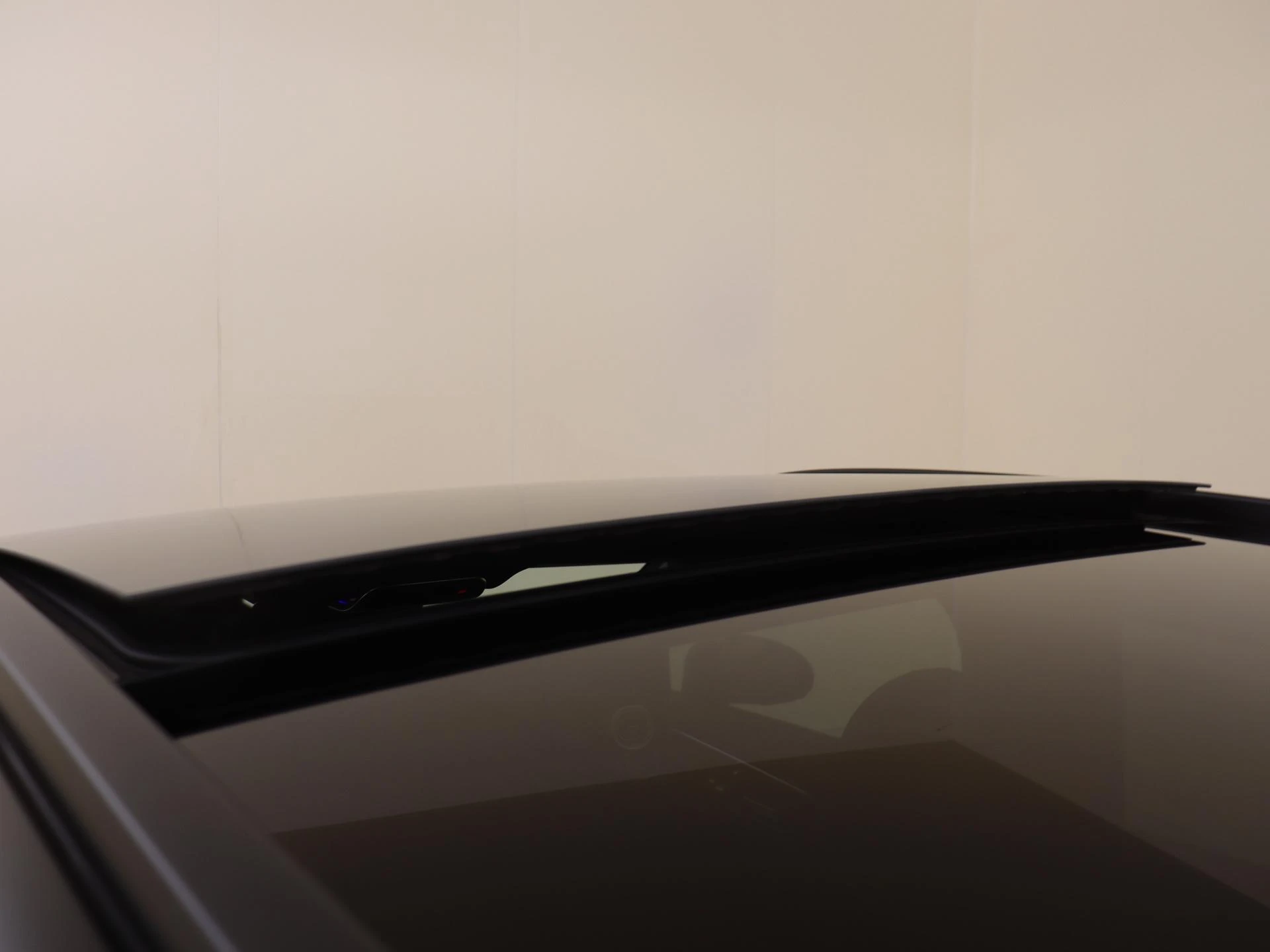 Mercedes-Benz-GLC-image-28