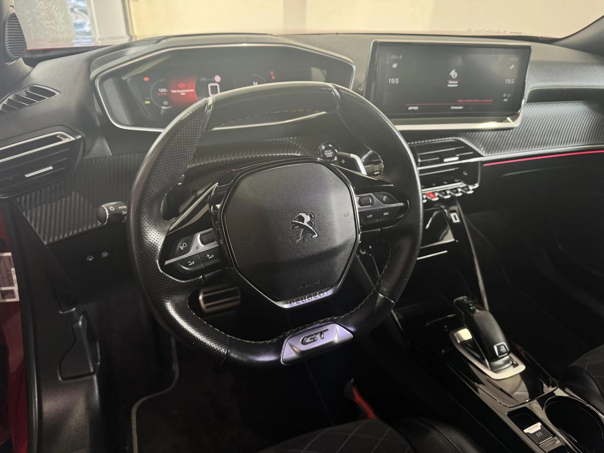 Peugeot-2008-image-24