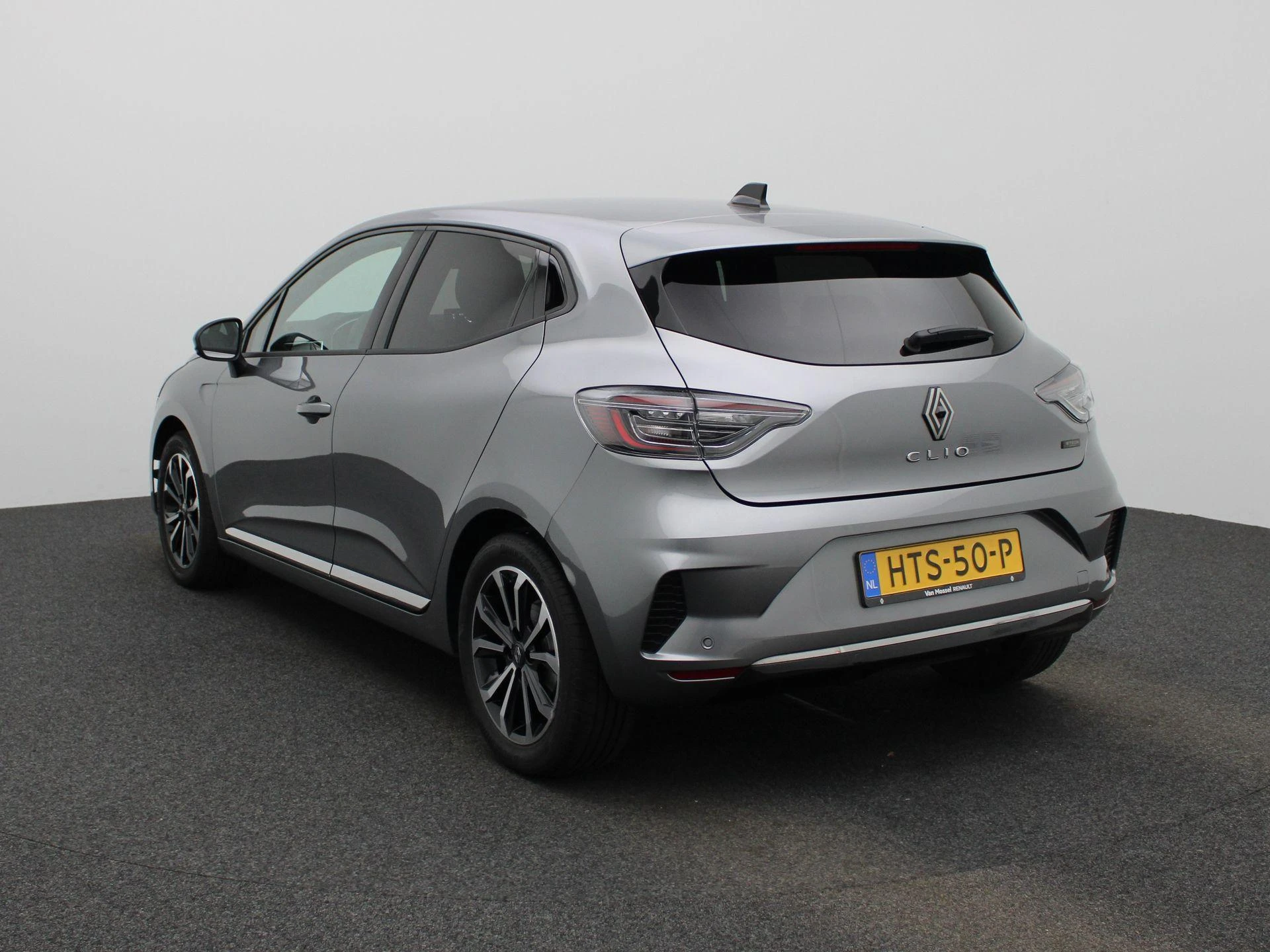 Renault-Clio-image-1