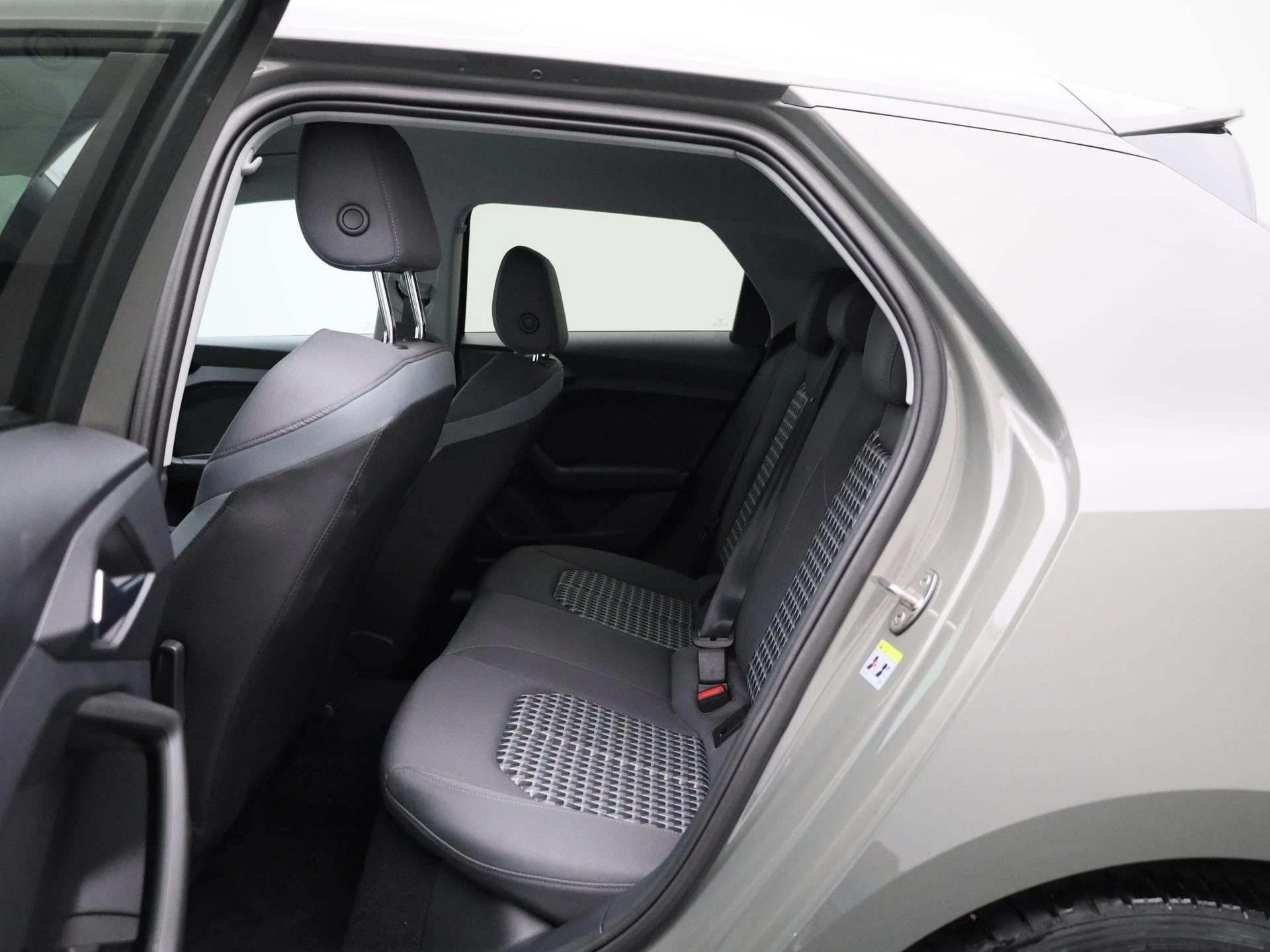 Audi-A1 Sportback-image-9