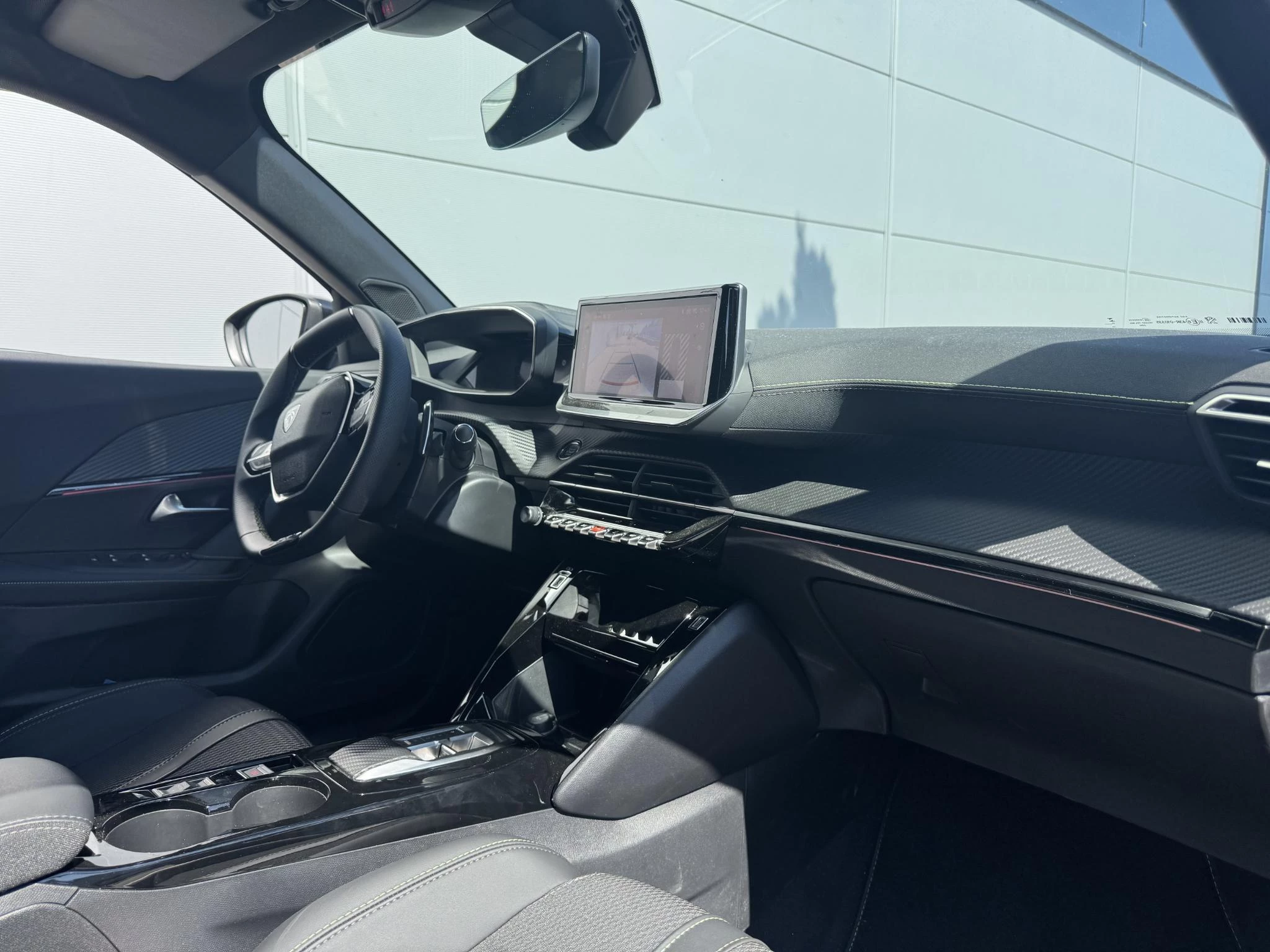 Peugeot-2008-image-15