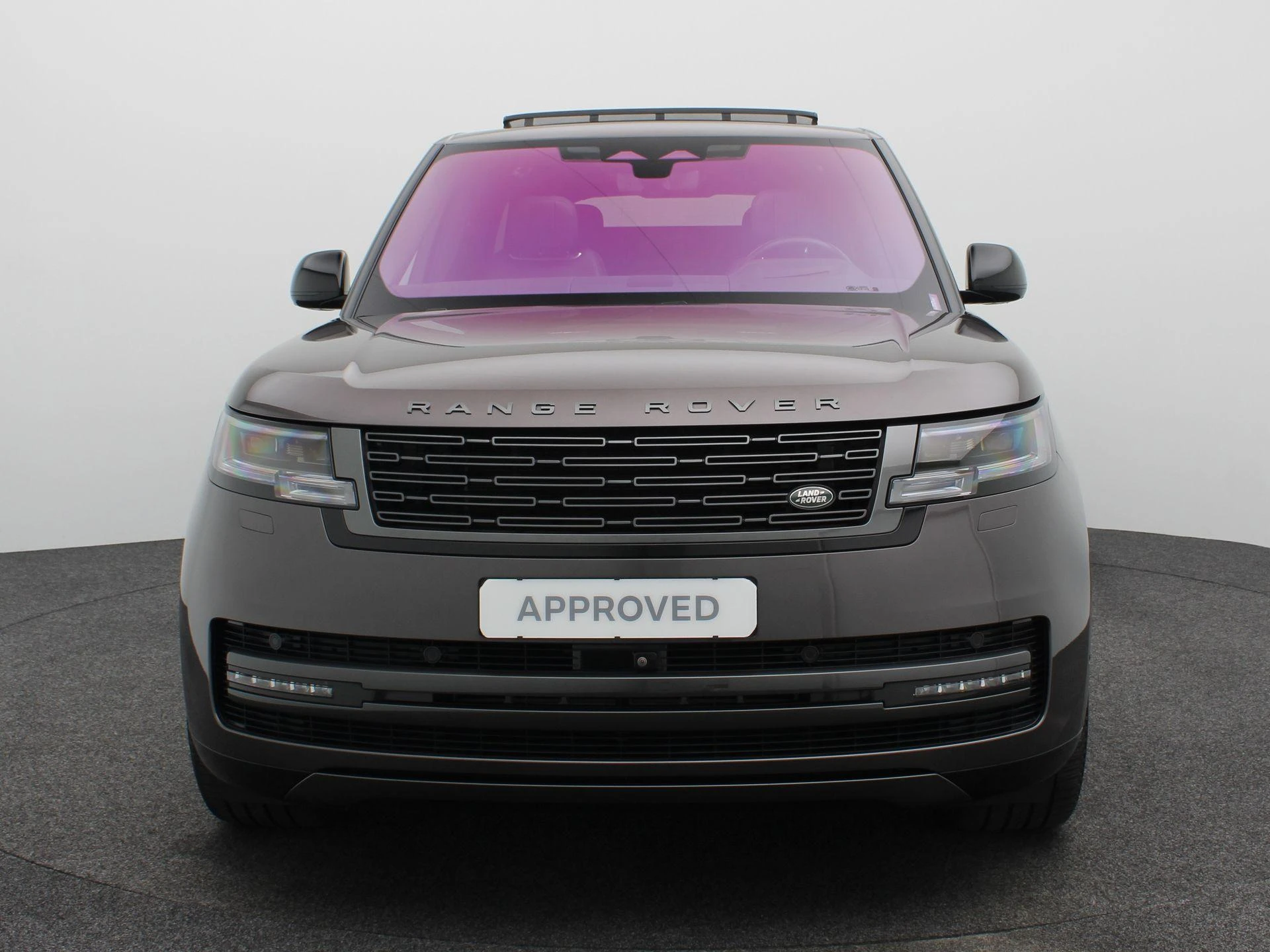 Land Rover-Range Rover-image-2