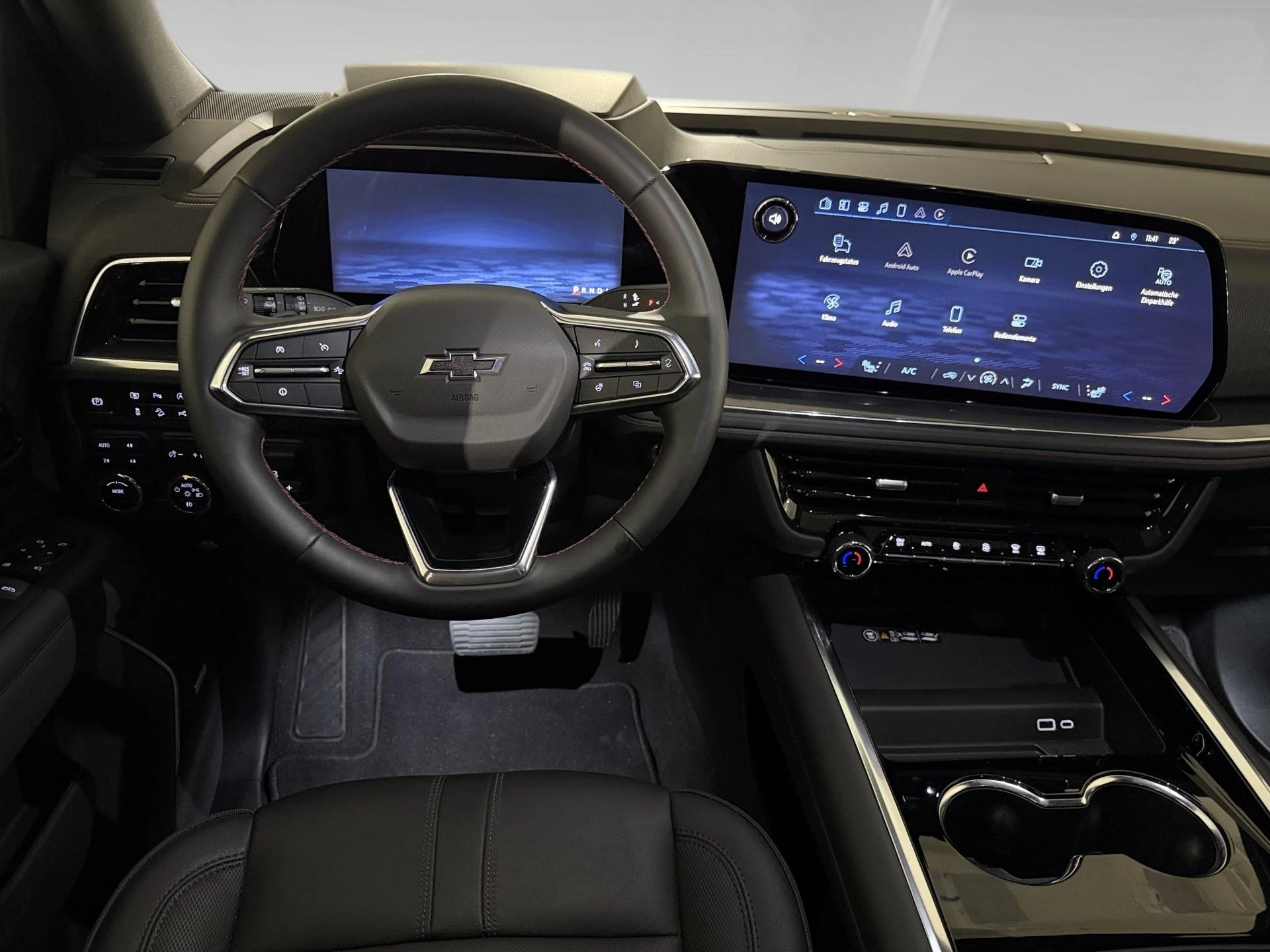 Chevrolet-Tahoe-image-5