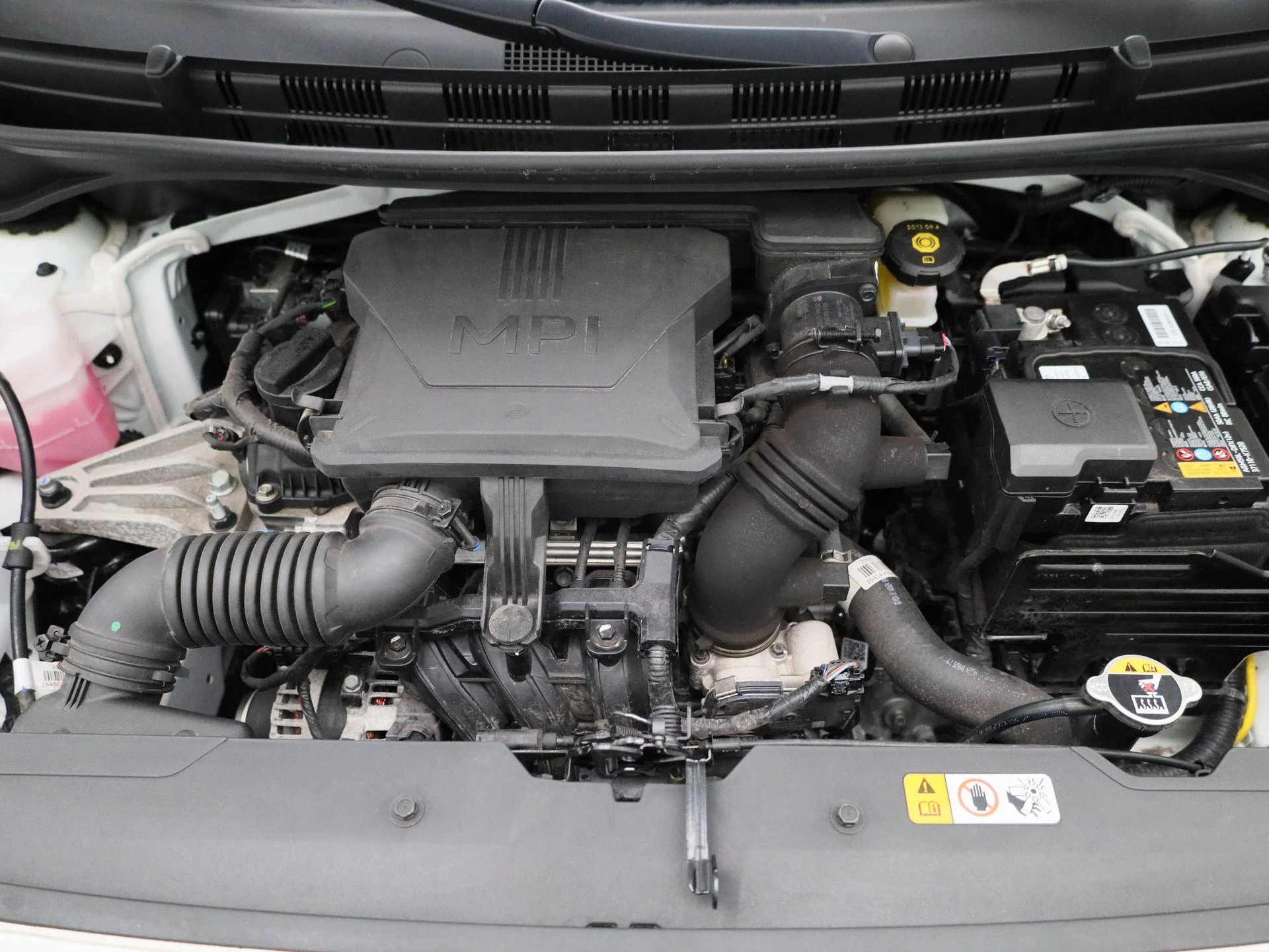 Hyundai-i10-image-25